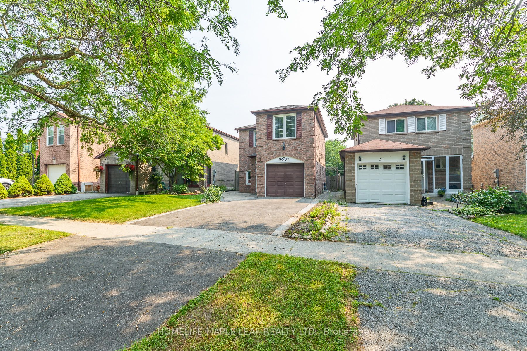 43 Barrett Crescent, Ajax, ON L1T 2C4 photo 3