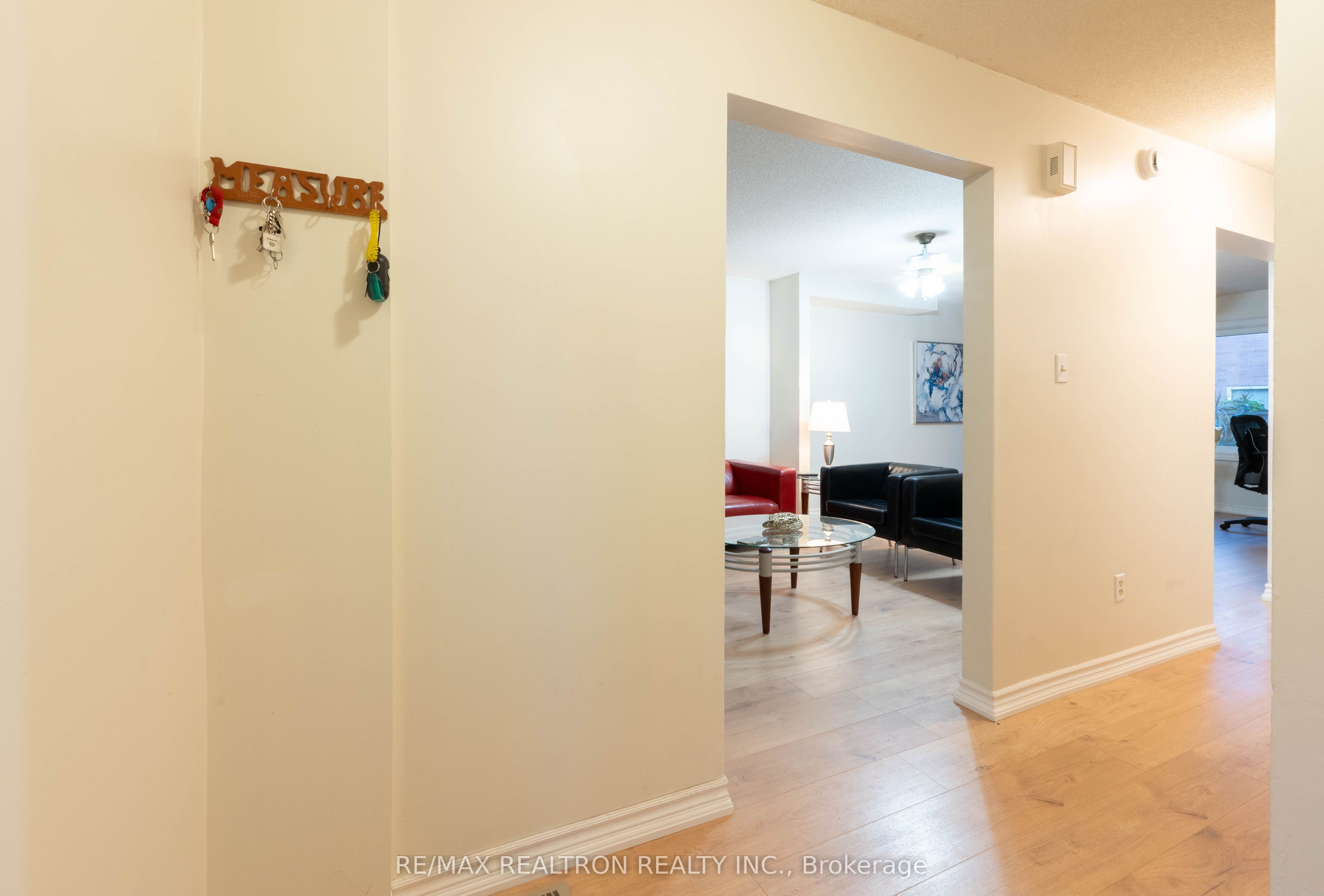 95 Chalmers Crescent, Ajax, ON L1S 5Z6 photo 4