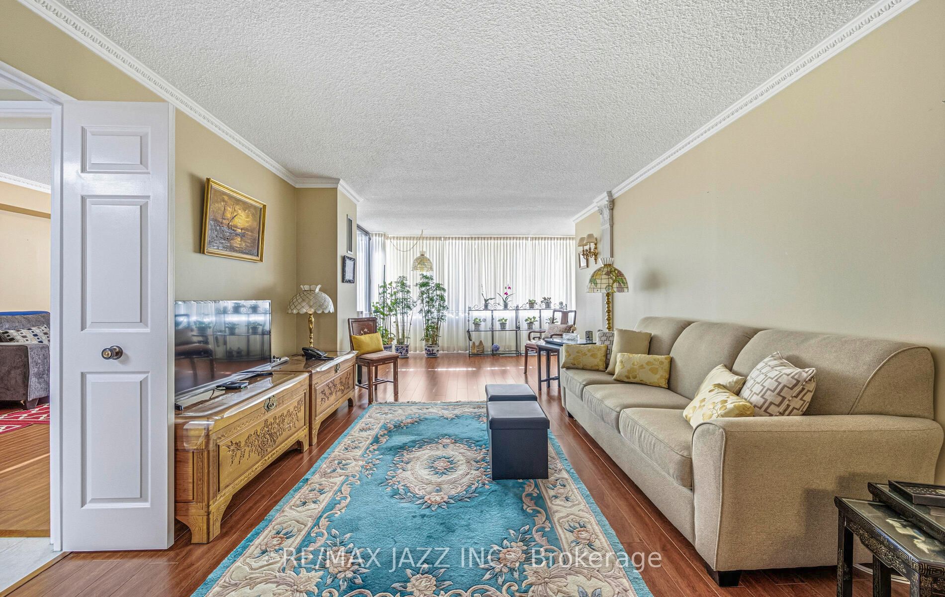 2330 Bridletowne Circle 801, Toronto, ON M1W 3P6 photo 4