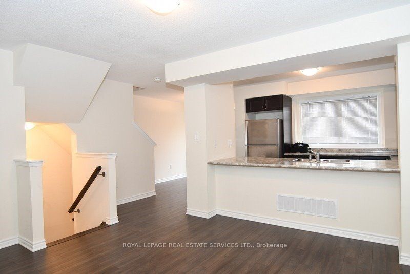 90 Howe Street, Toronto, ON M1L 0J4 photo 4