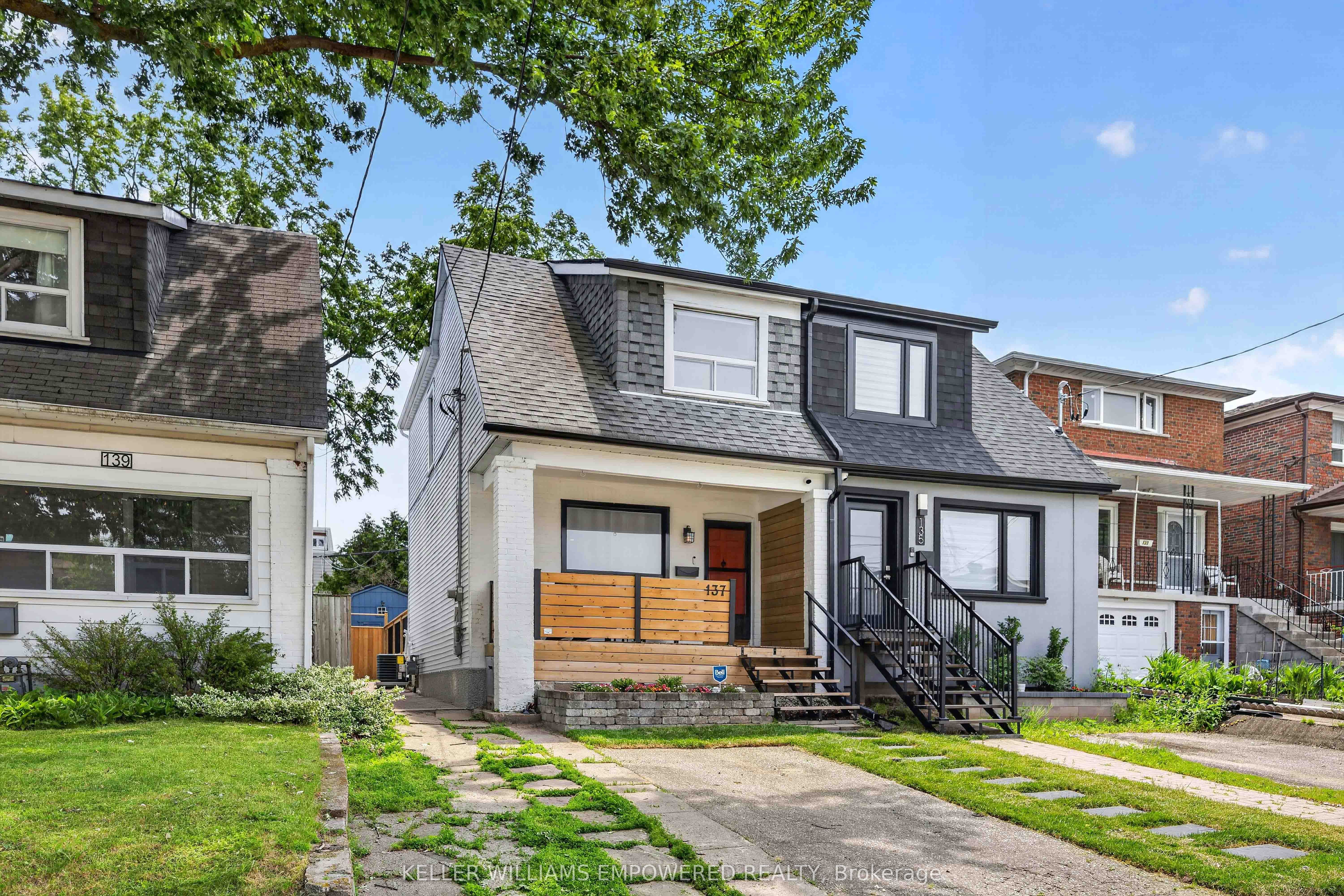 137 Holborne Avenue, Toronto, ON M4C 2R5