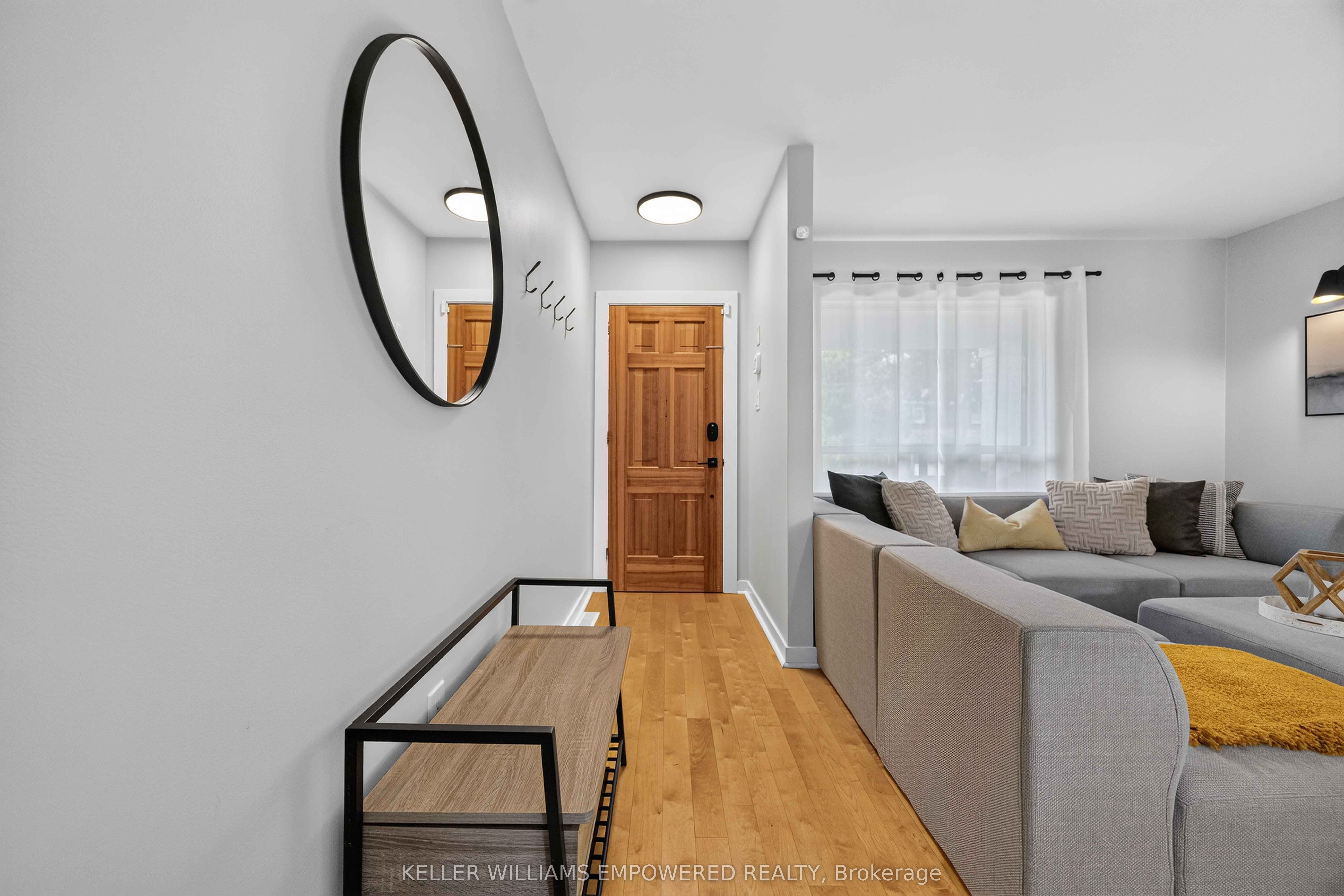 137 Holborne Avenue, Toronto, ON M4C 2R5 photo 5