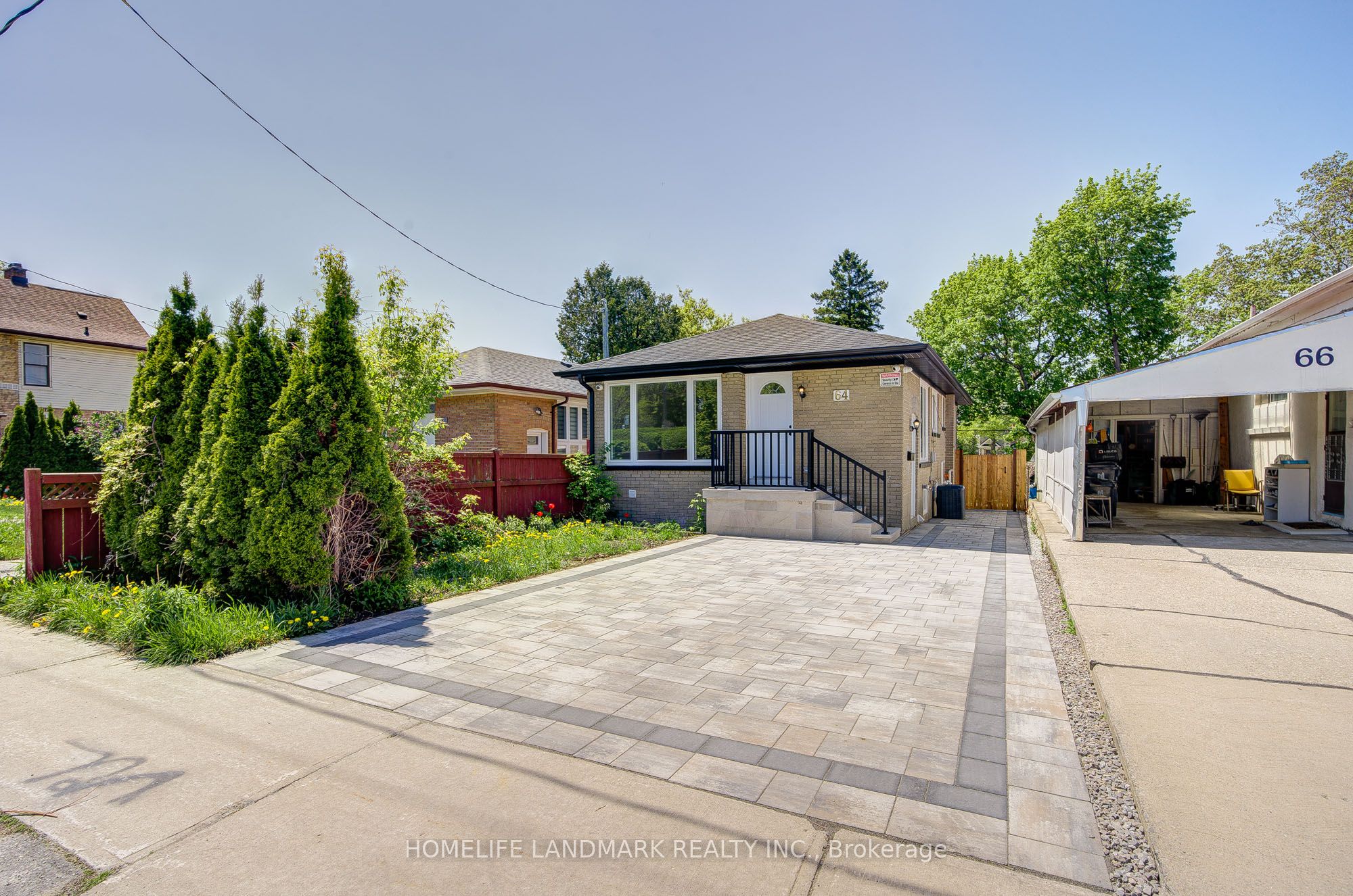 64 Laurel Avenue, Toronto, ON M1K 3J6 photo 2