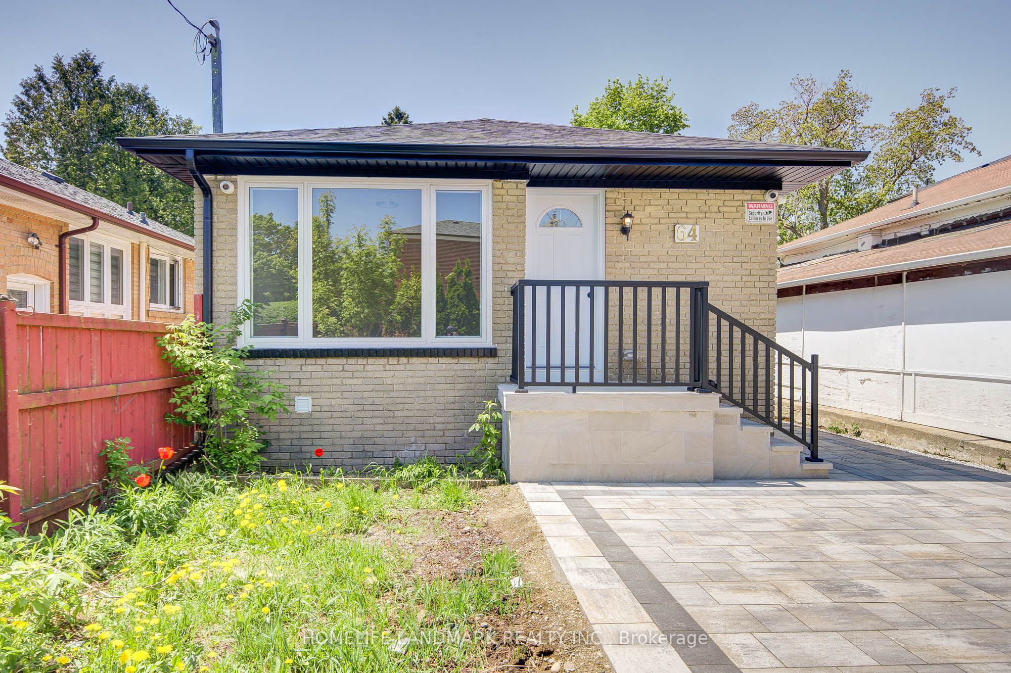 64 Laurel Avenue, Toronto, ON M1K 3J6 photo 4