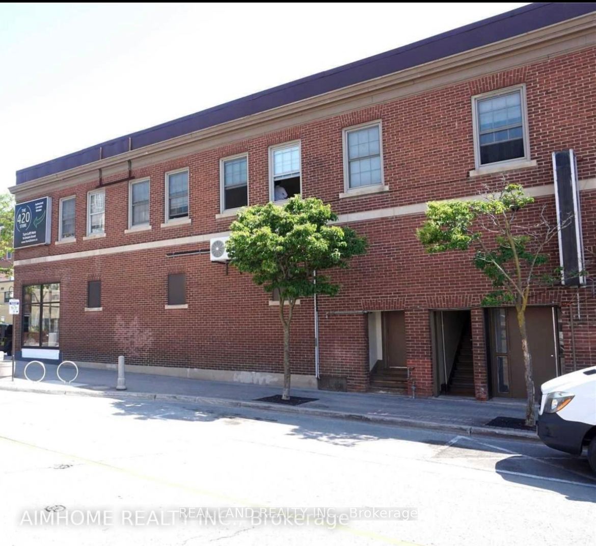 31 King Street E Unit 3, Oshawa, ON L1H 1B2 photo 3