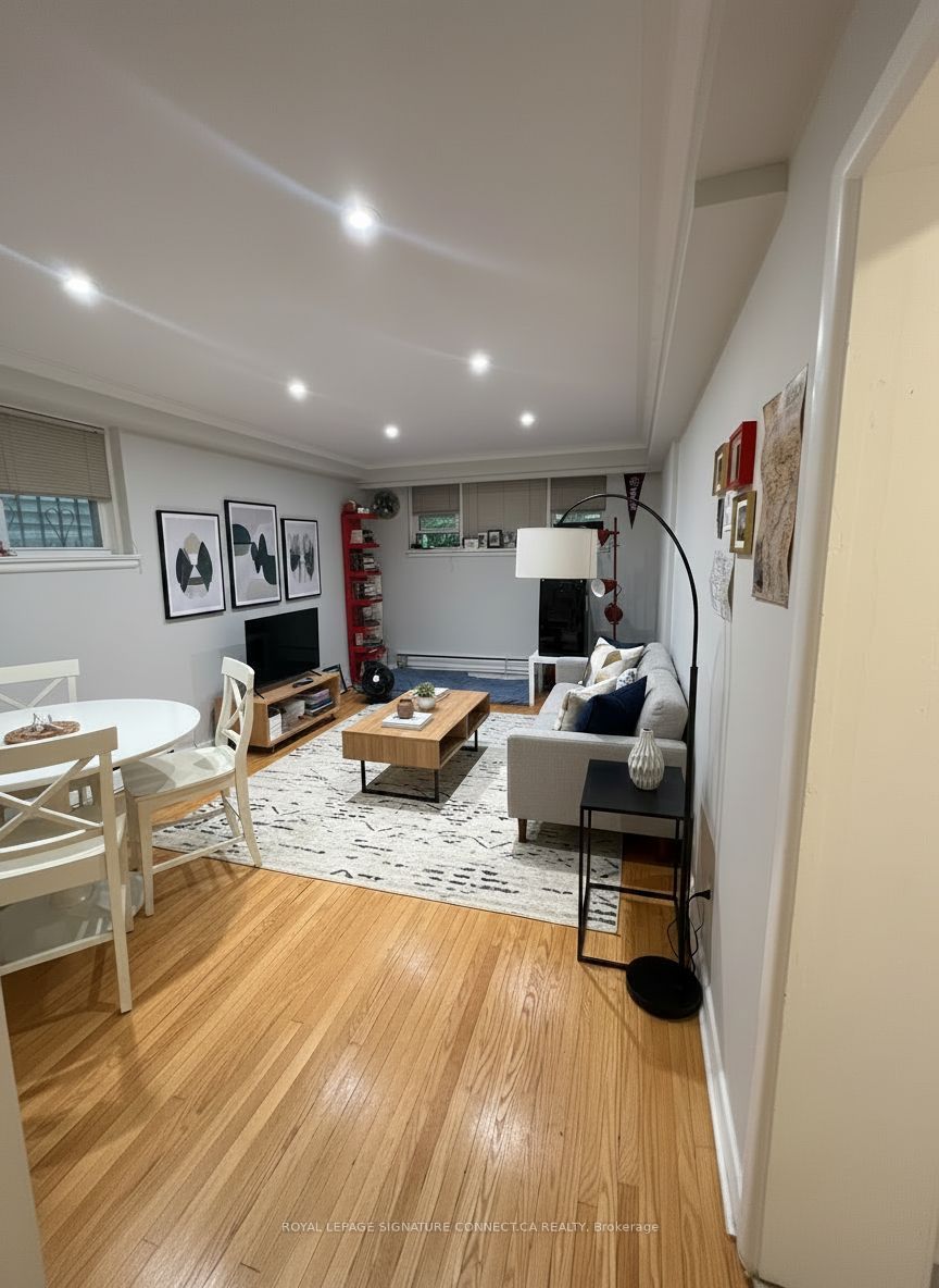 185 Silver Birch Avenue Lower, Toronto, ON M4E 3L3 photo 2