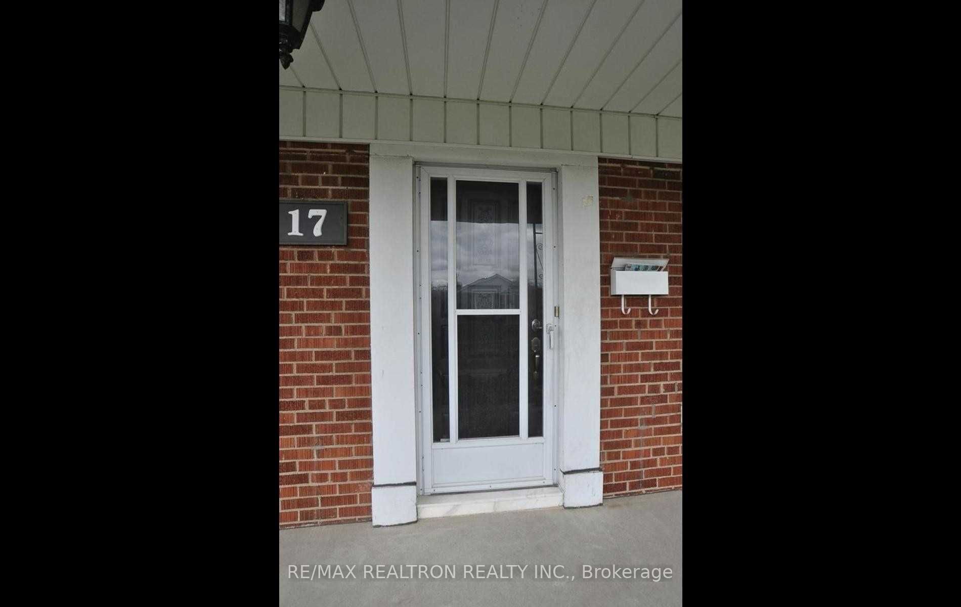 17 Crosland Drive Main Fl, Toronto, ON M1R 4M6 photo 4