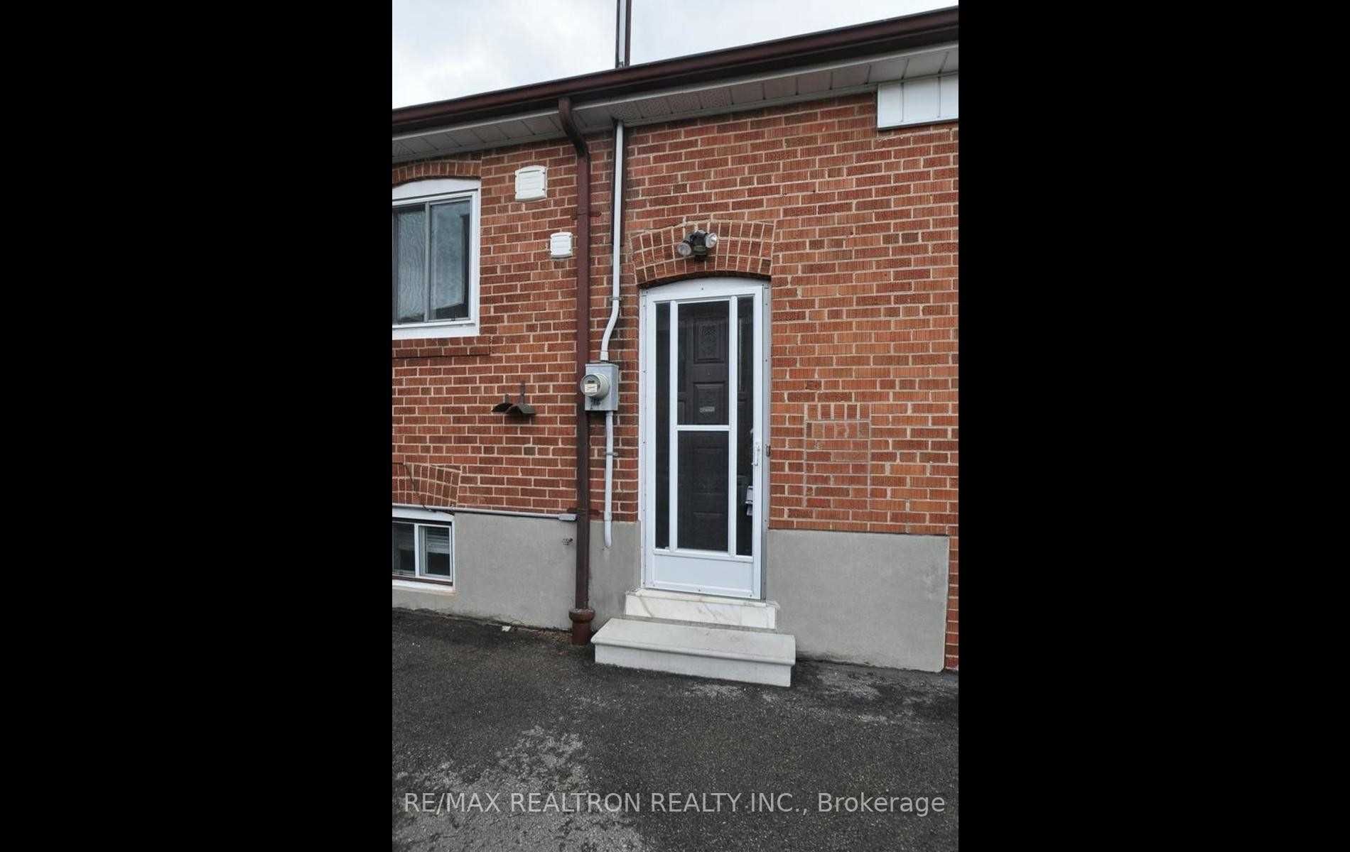 17 Crosland Drive Bsmt, Toronto, ON M1R 4M6 photo 3