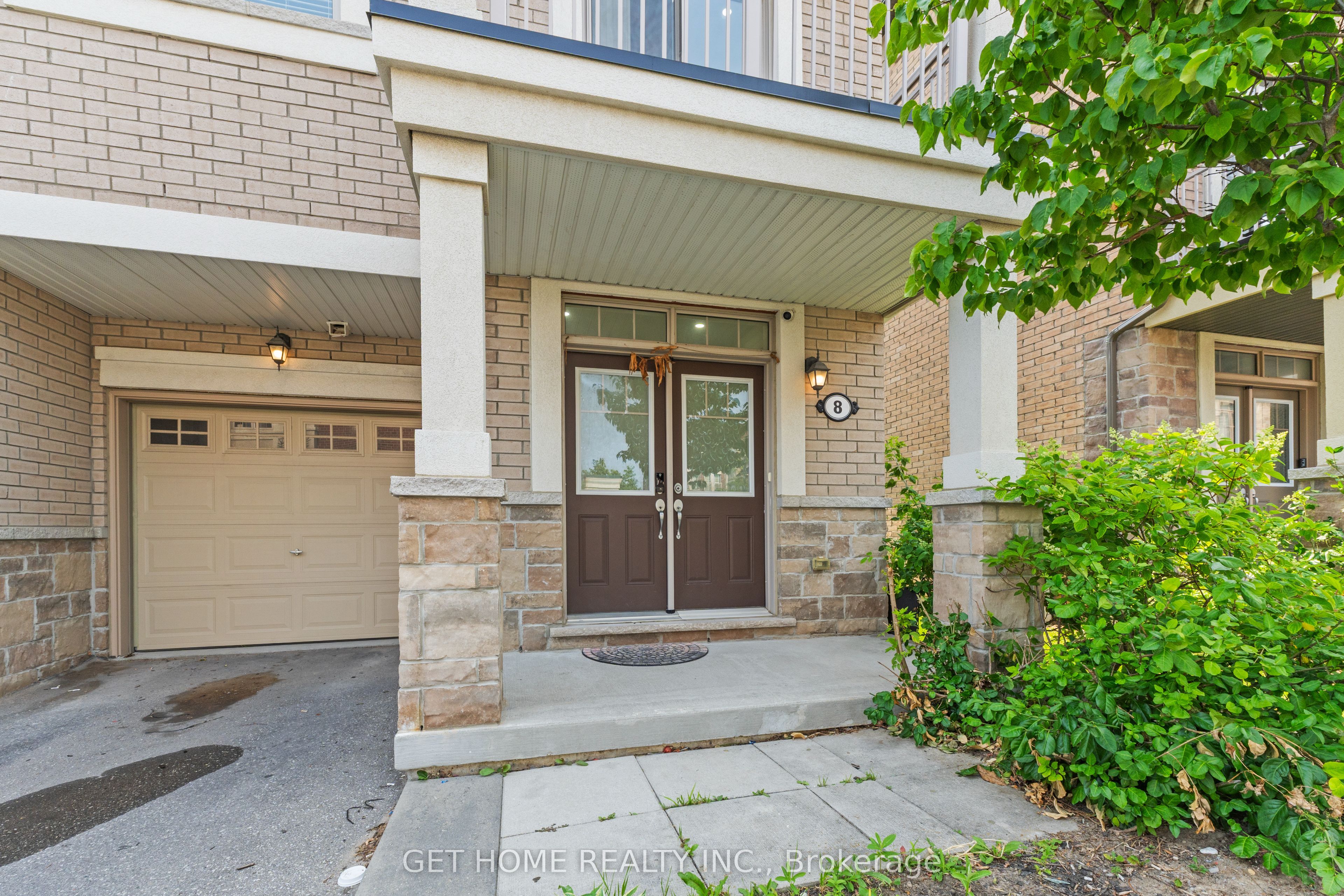 8 Coxhead Lane, Ajax, ON L1T 0P4 photo 2