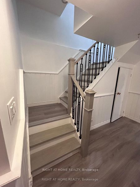 39 Longfellow Court Basement, Whitby, ON L1N 6V7 photo 3