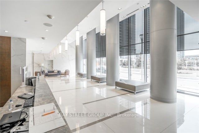 255 Village Green Square 1108, Toronto, ON M1S 0L3 photo 2