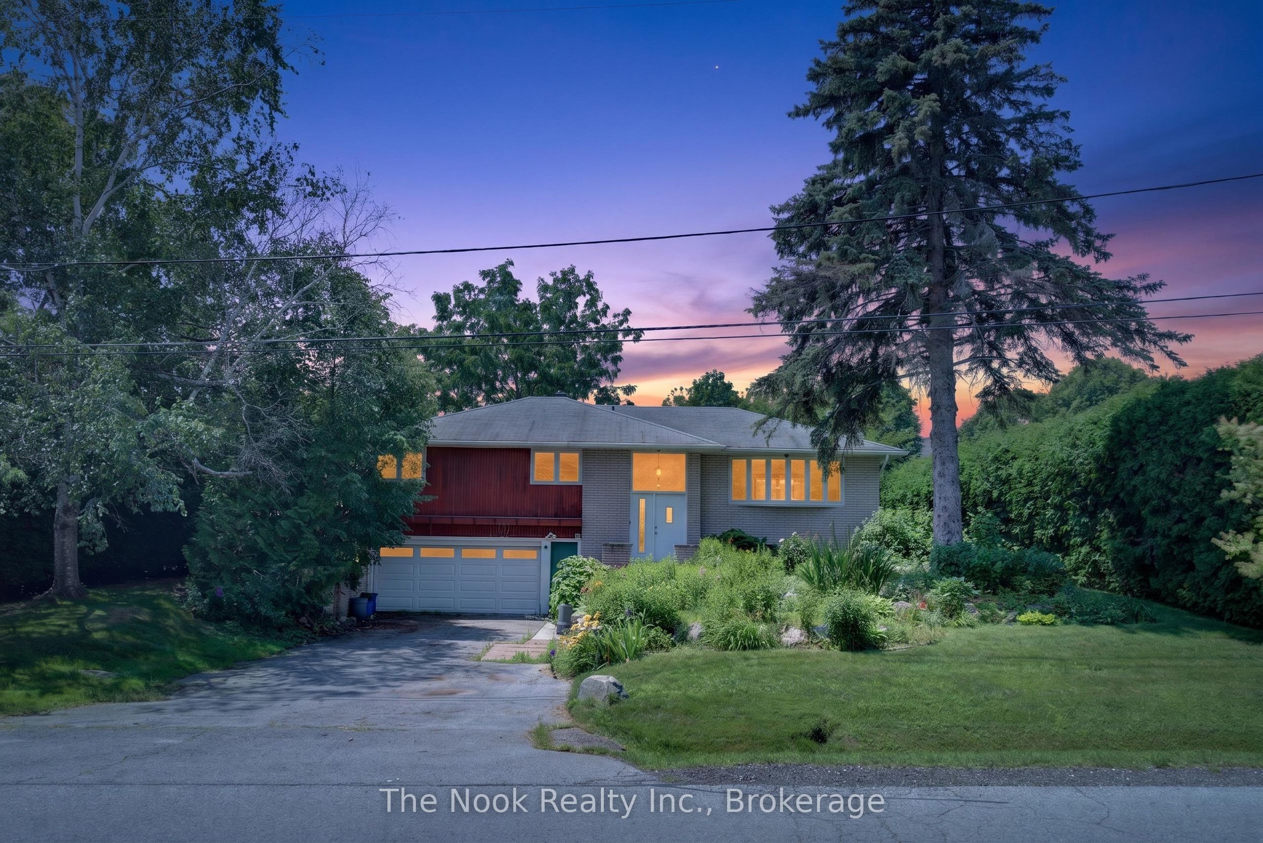 94 Way Street, Whitby, ON L1M 1B8