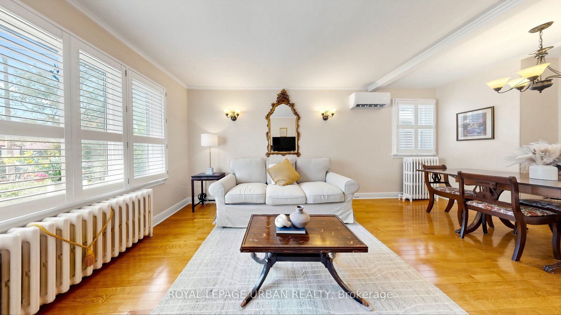 202 Virginia Avenue, Toronto, ON M4C 2T7 photo 5