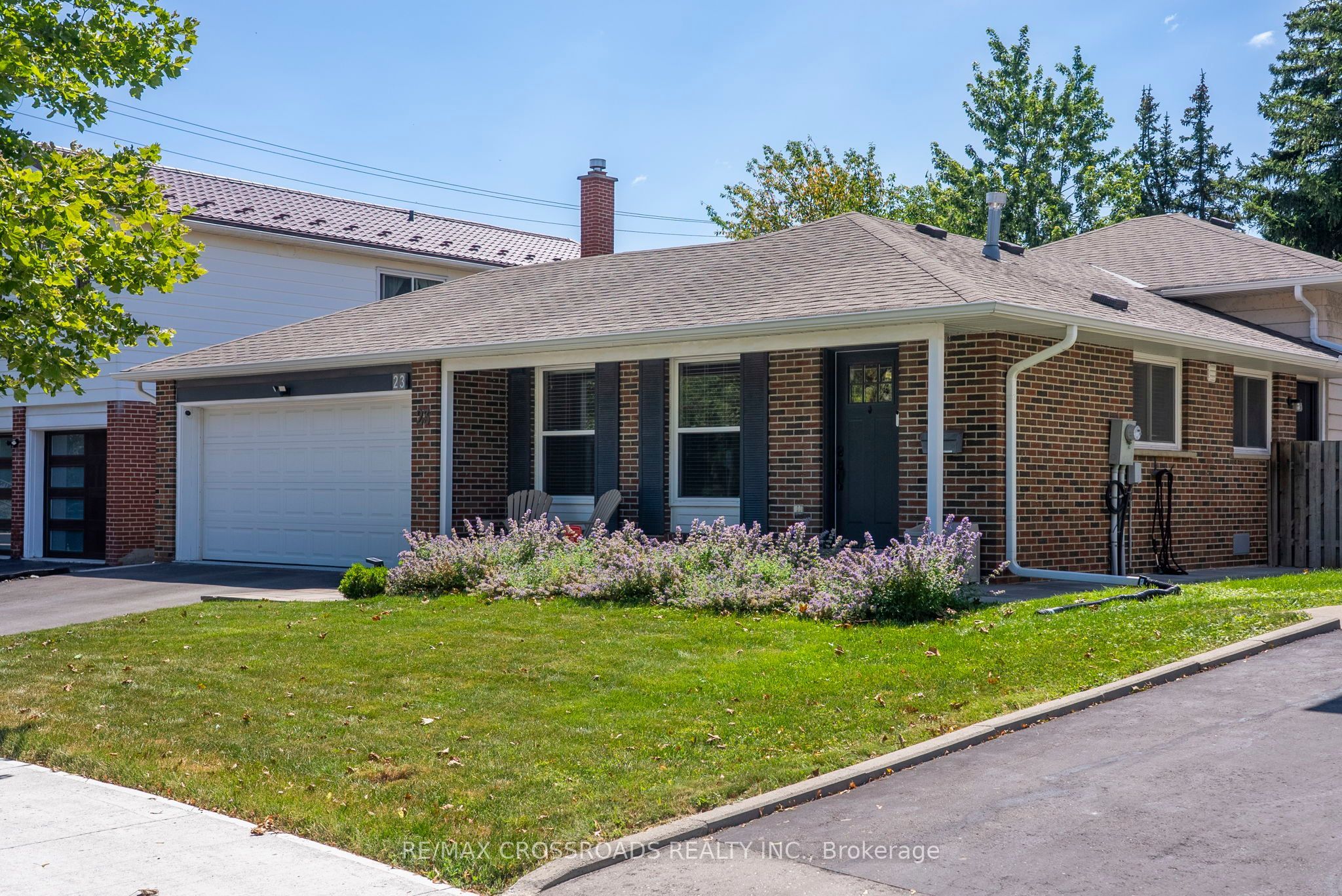 23 Chaldean Street, Toronto, ON M1W 2B6