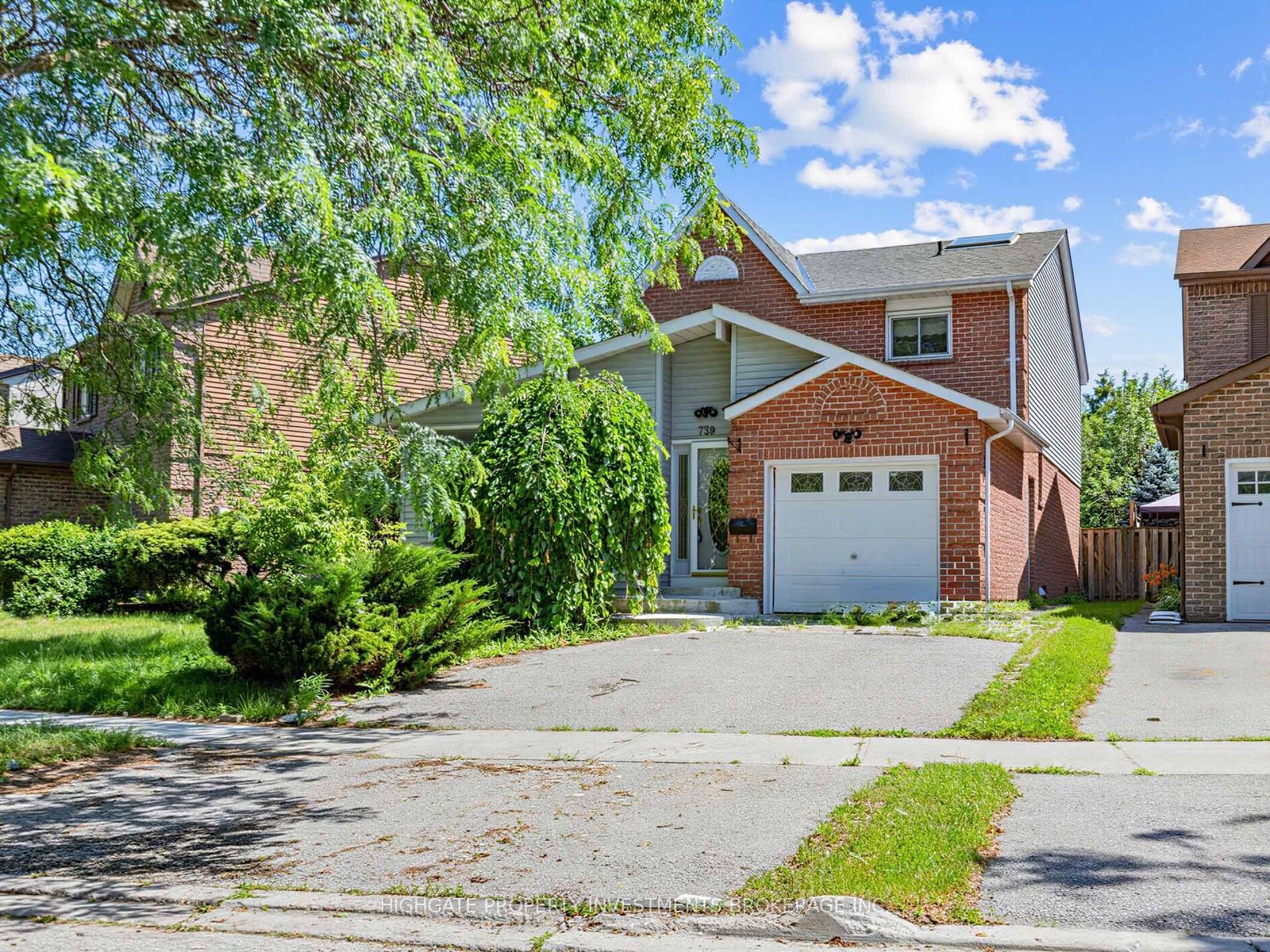 739 Edgewood Road, Pickering, ON L1V 2Z7 photo 3