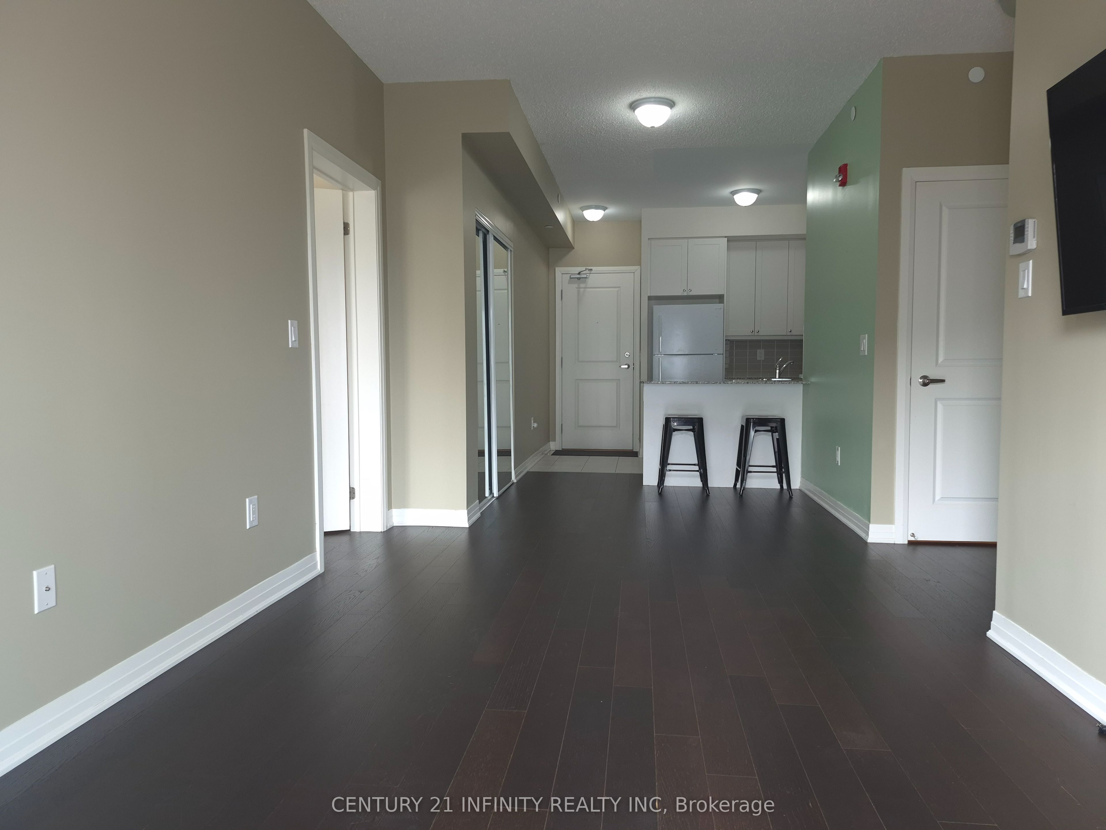 70 Shipway Avenue 303, Clarington, ON L1B 0B6 photo 3