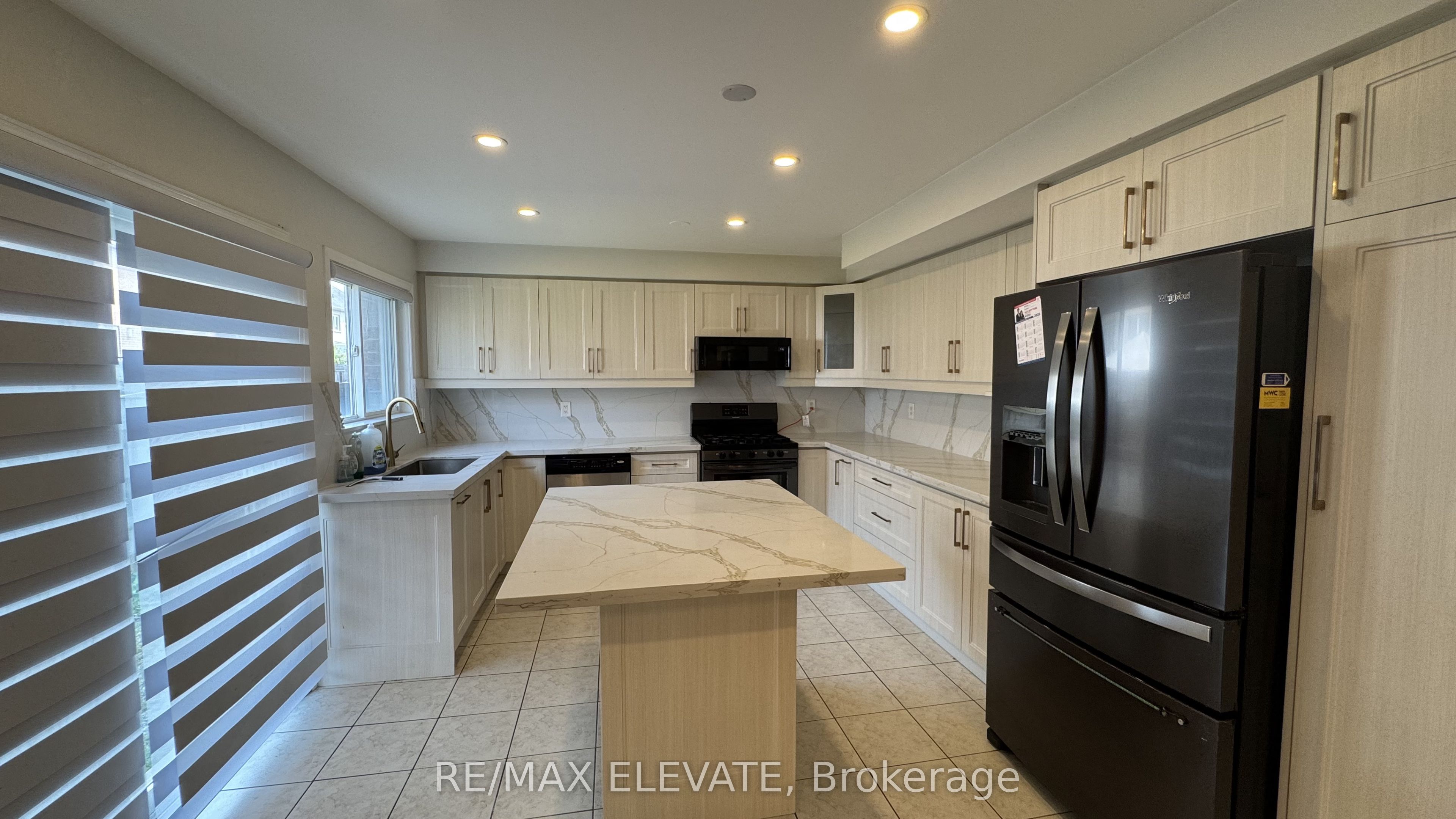 91 Whitlock Crescent, Ajax, ON L1Z 2B1 photo 5