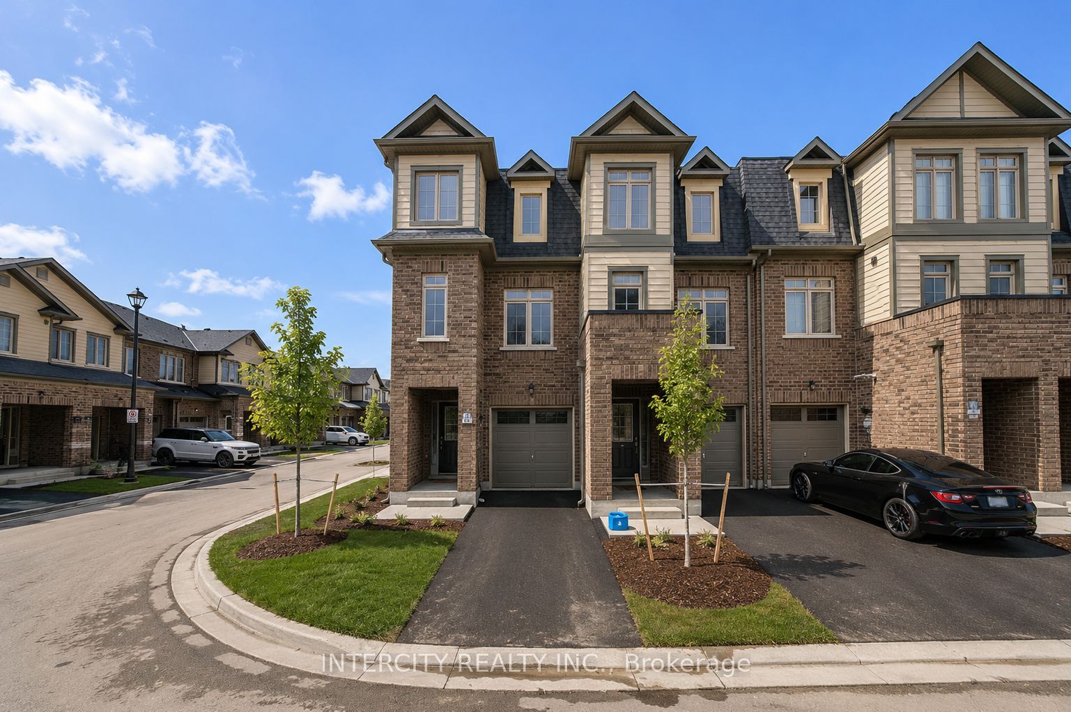 19 Senay Circle, Clarington, ON L1E 0H8