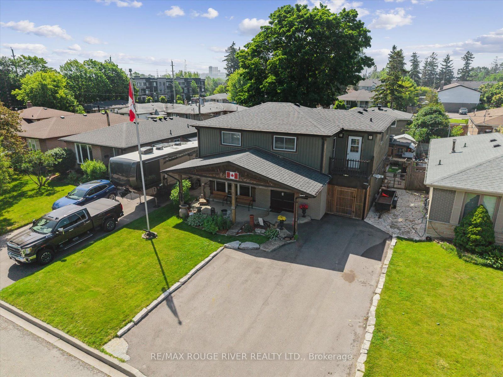 1289 Ilona Park Road, Pickering, ON L1W 1E5 photo 2