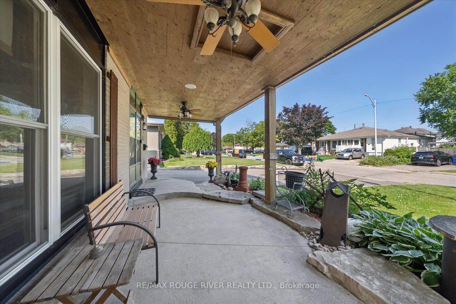 1289 Ilona Park Road, Pickering, ON L1W 1E5 photo 3