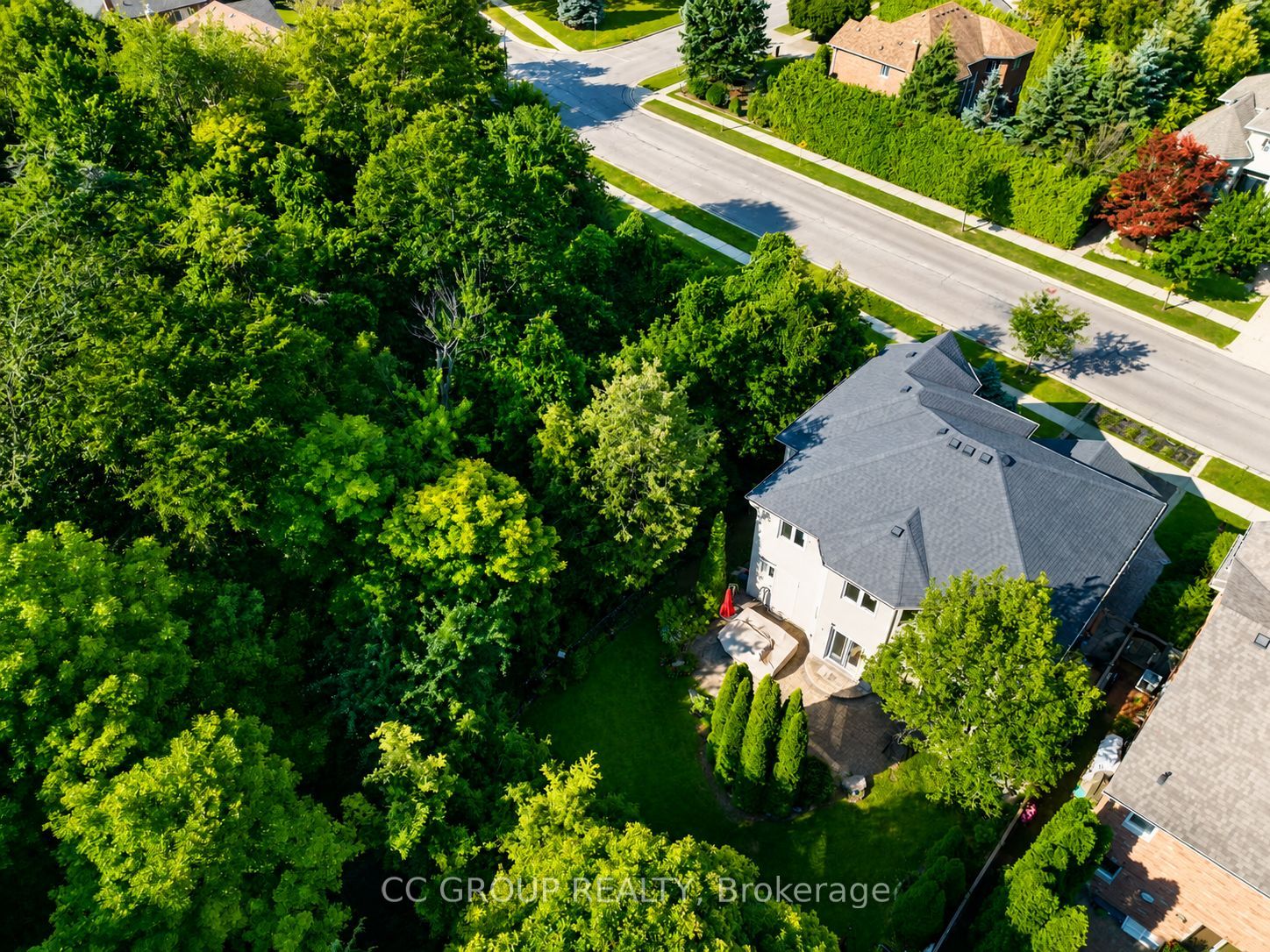 91 Whitburn Street, Whitby, ON L1R 2N1 photo 2