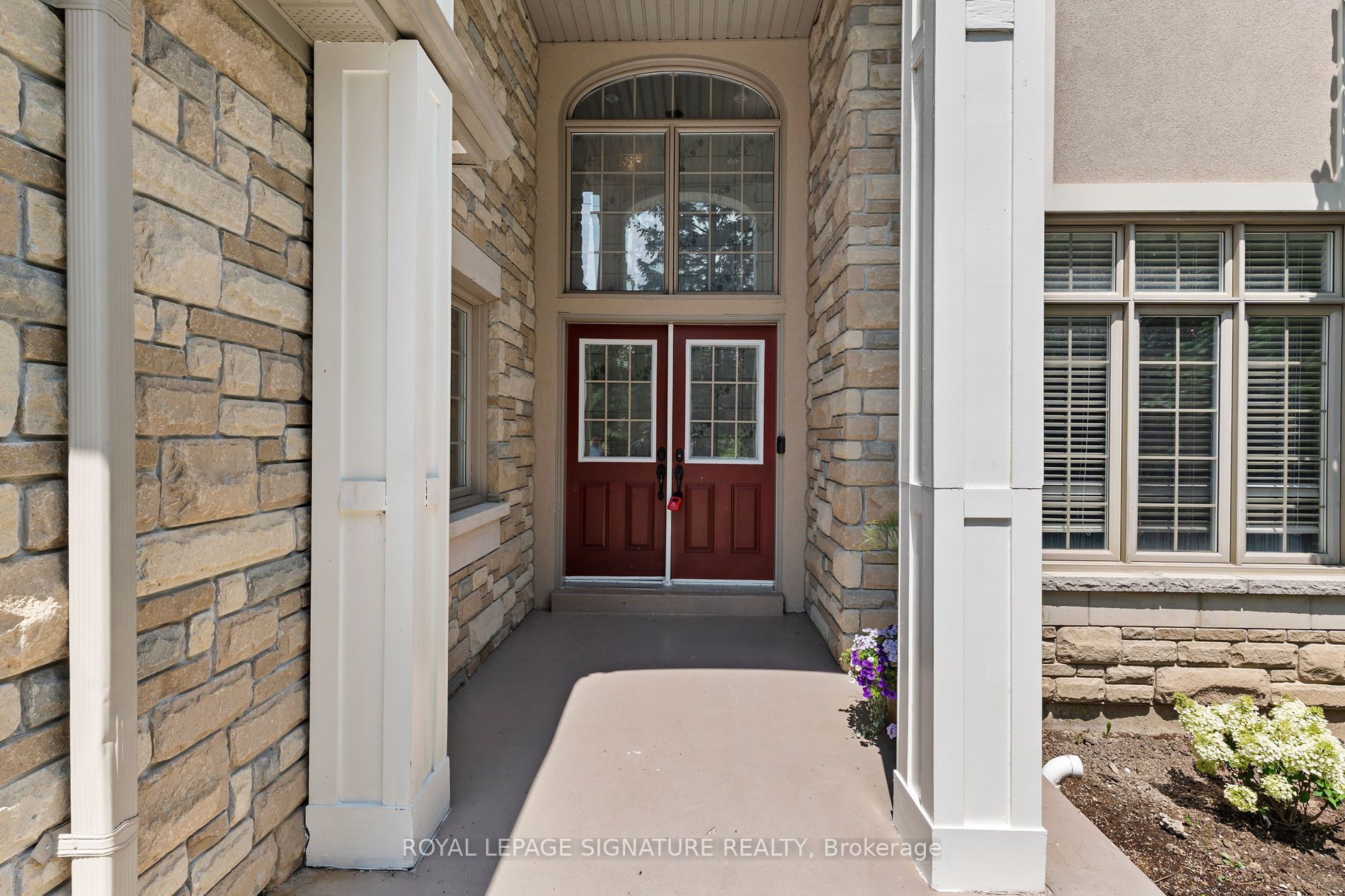 2904 Range Line Road, Ajax, ON L1S 1C1 photo 2