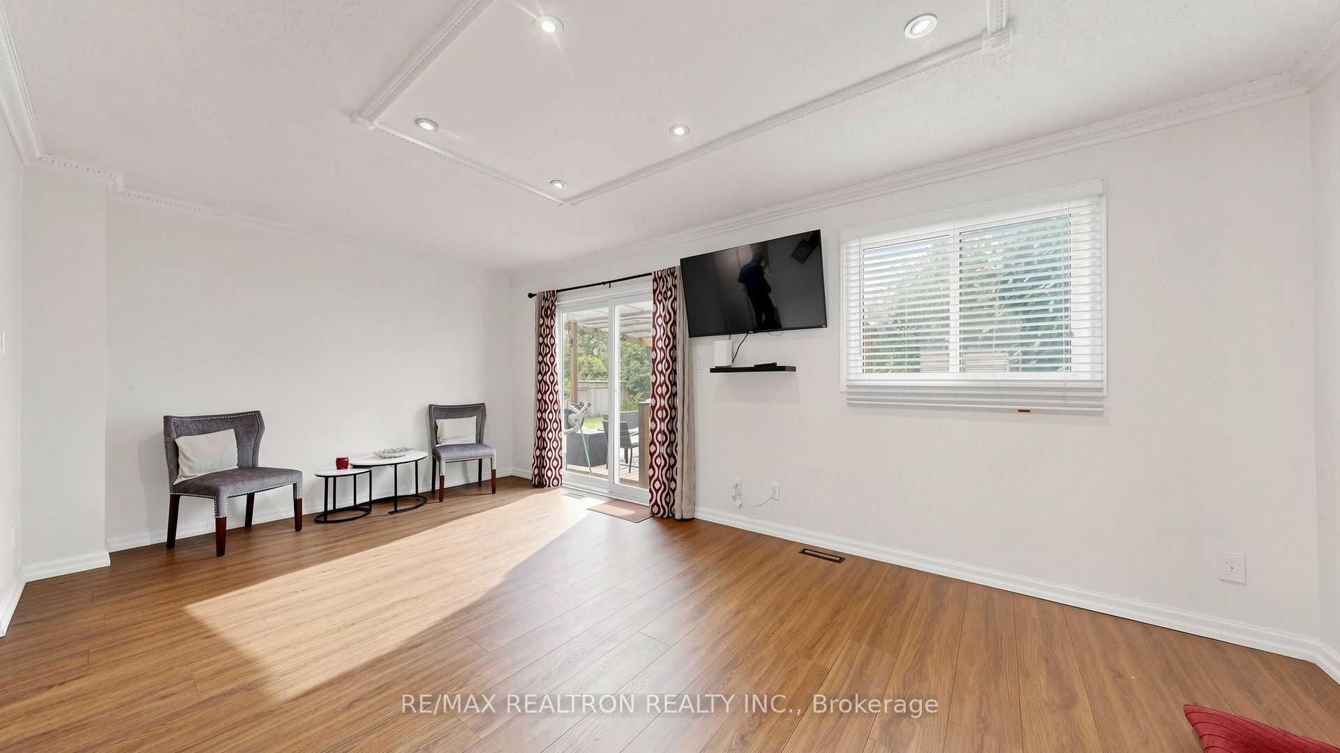 1640 Nichol Avenue 4, Whitby, ON L1N 8P5 photo 4