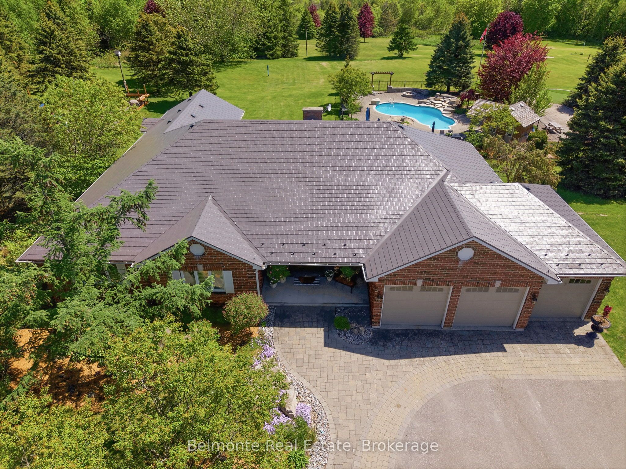 1045 Brawley Road W, Whitby, ON L1M 1M7 photo 2