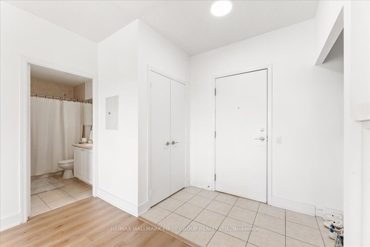 1200 The Esplanade Road N 1103, Pickering, ON L1V 6V3 photo 5