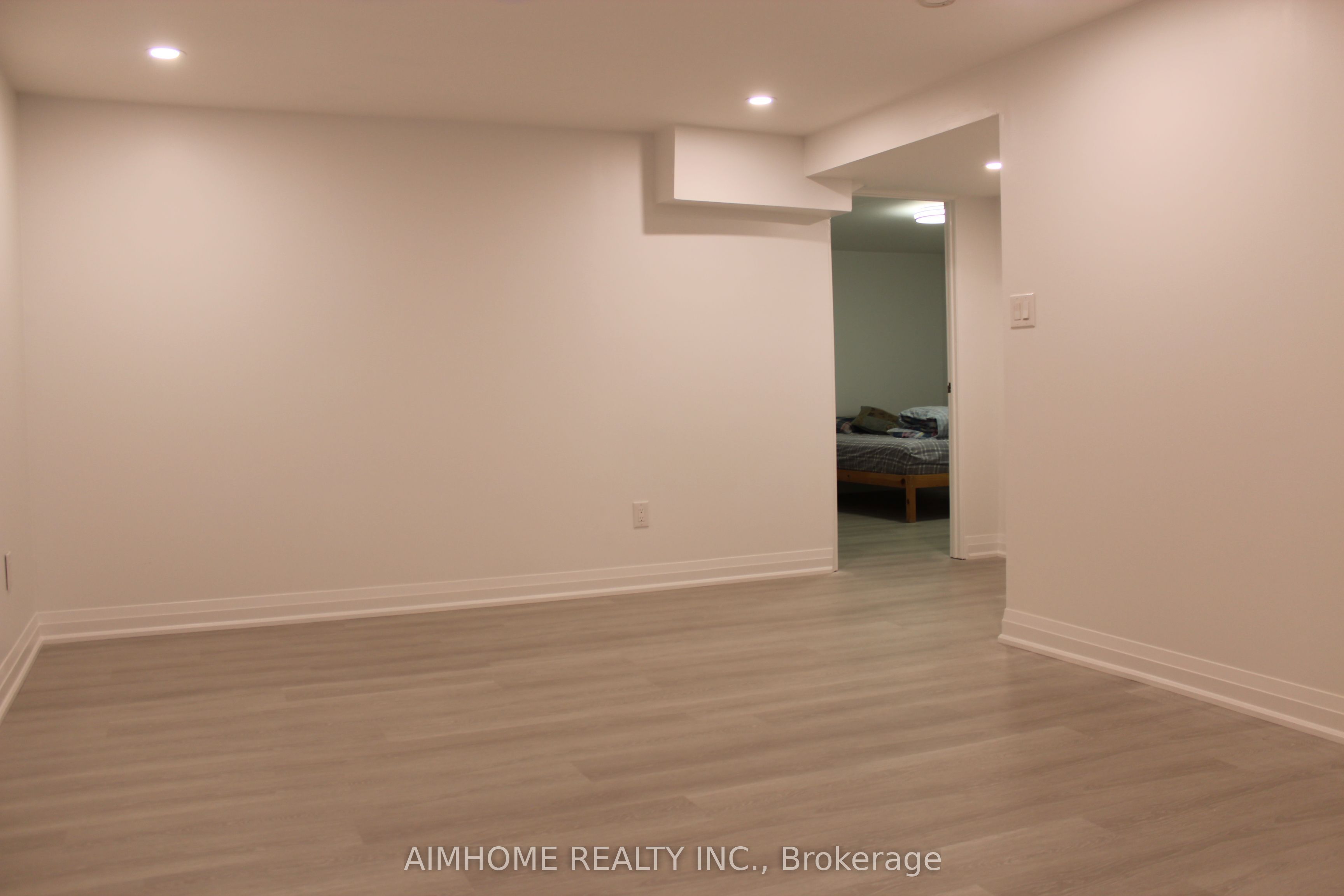 191 Timberbank Boulevard Basement, Toronto, ON M1W 2A6 photo 3