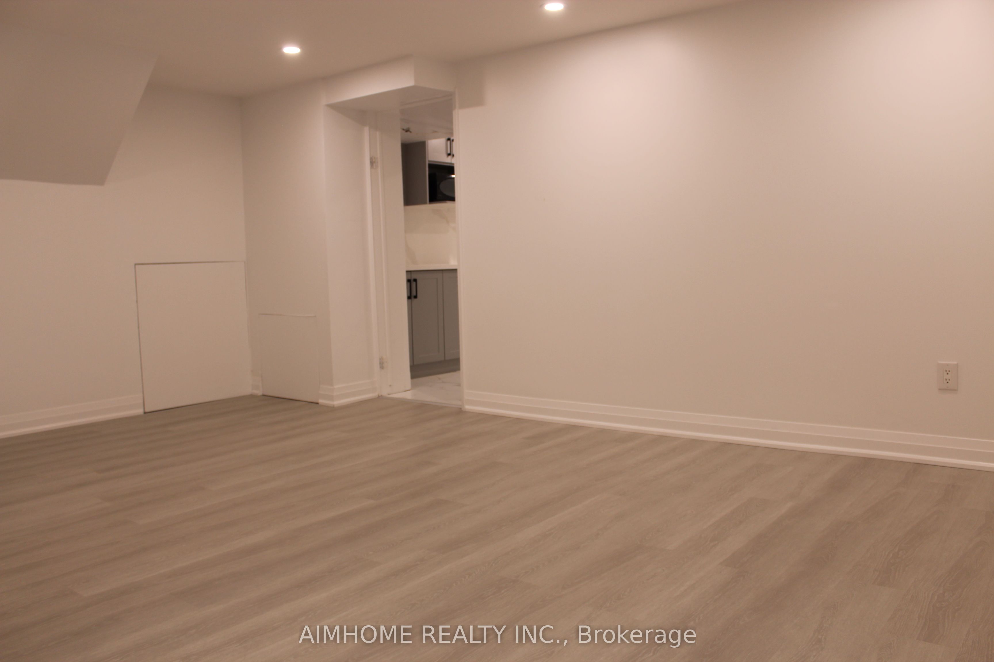 191 Timberbank Boulevard Basement, Toronto, ON M1W 2A6 photo 4