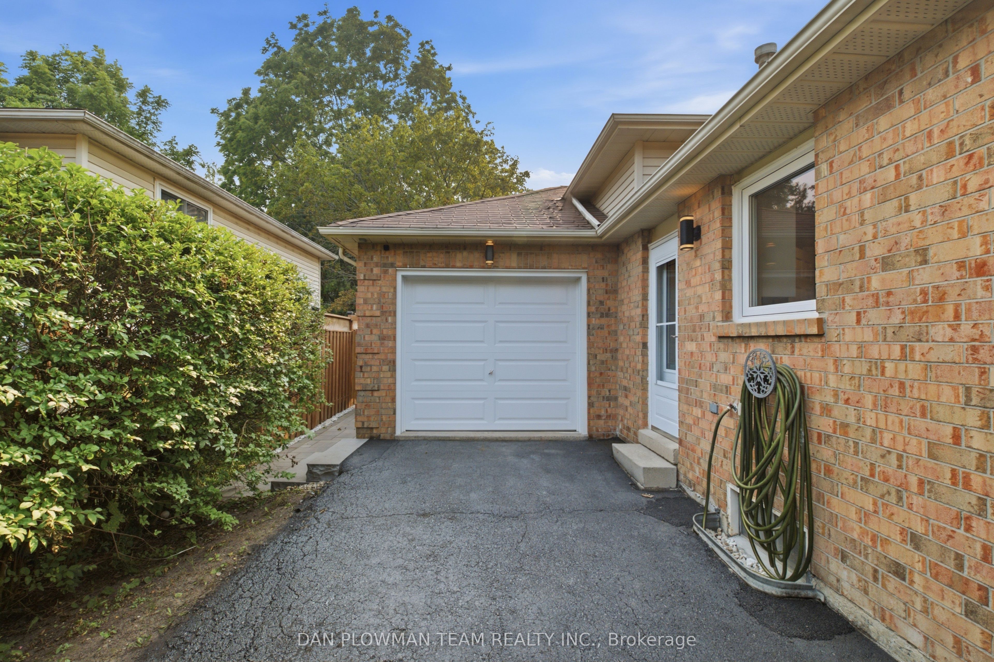 71 Prout Drive, Clarington, ON L1C 4C7 photo 3