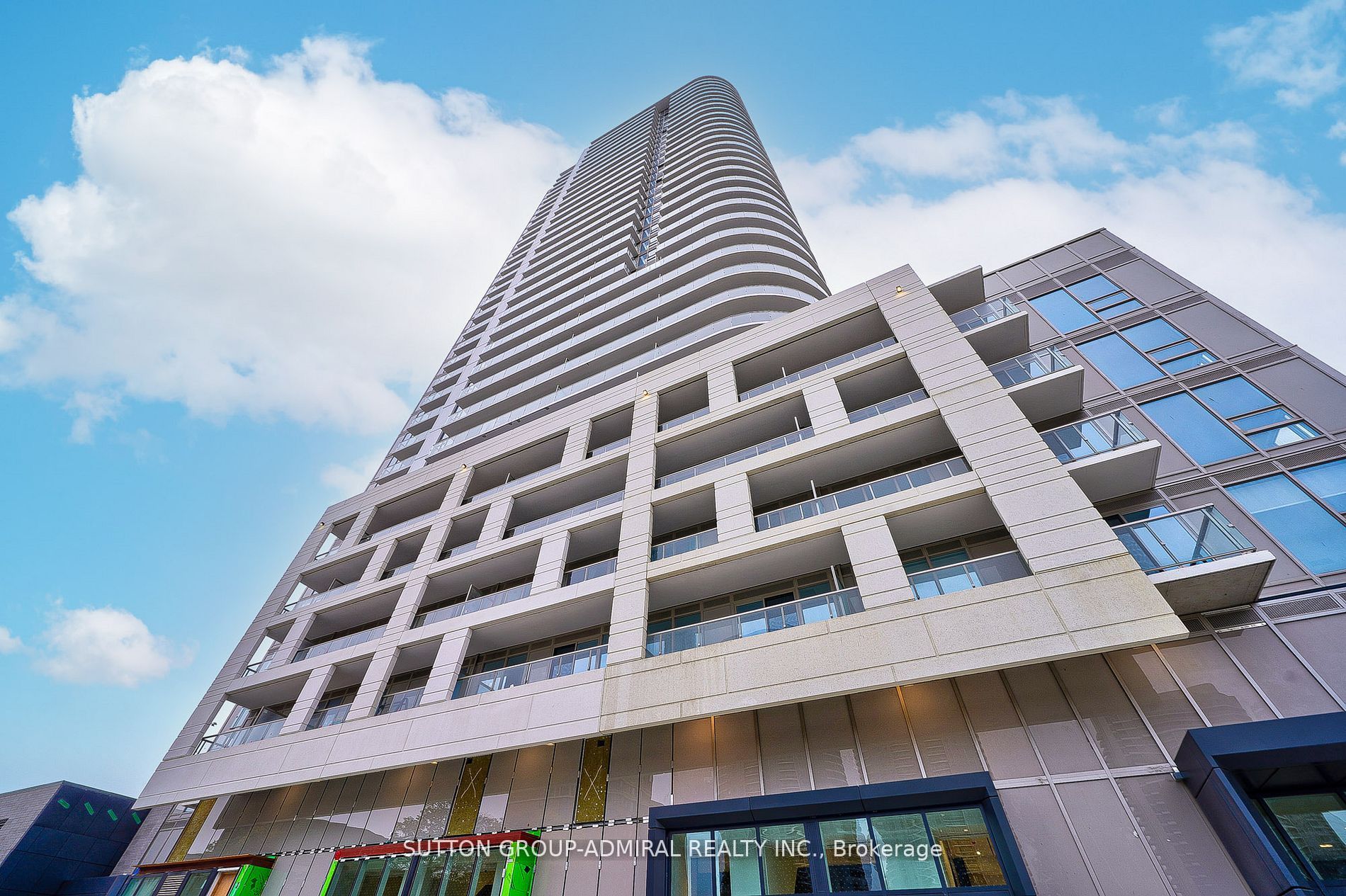 2033 Kennedy Road 1905, Toronto, ON M1T 3G2