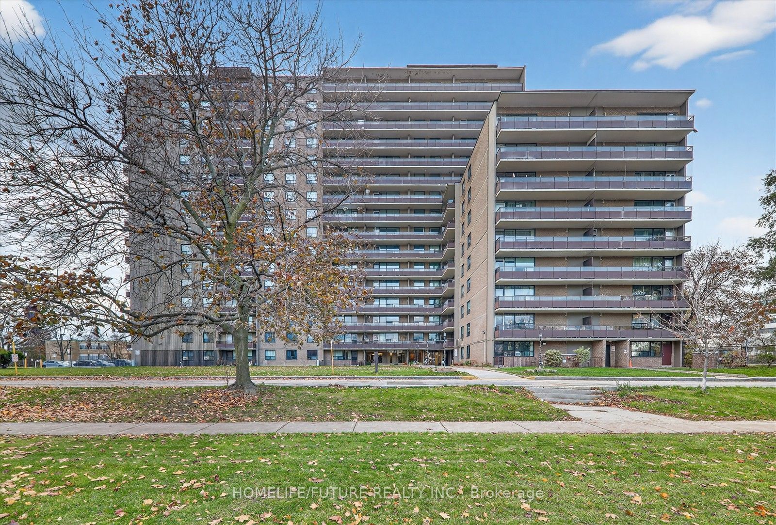 180 Markham Road 705, Toronto, ON M1M 2Z9 photo 2