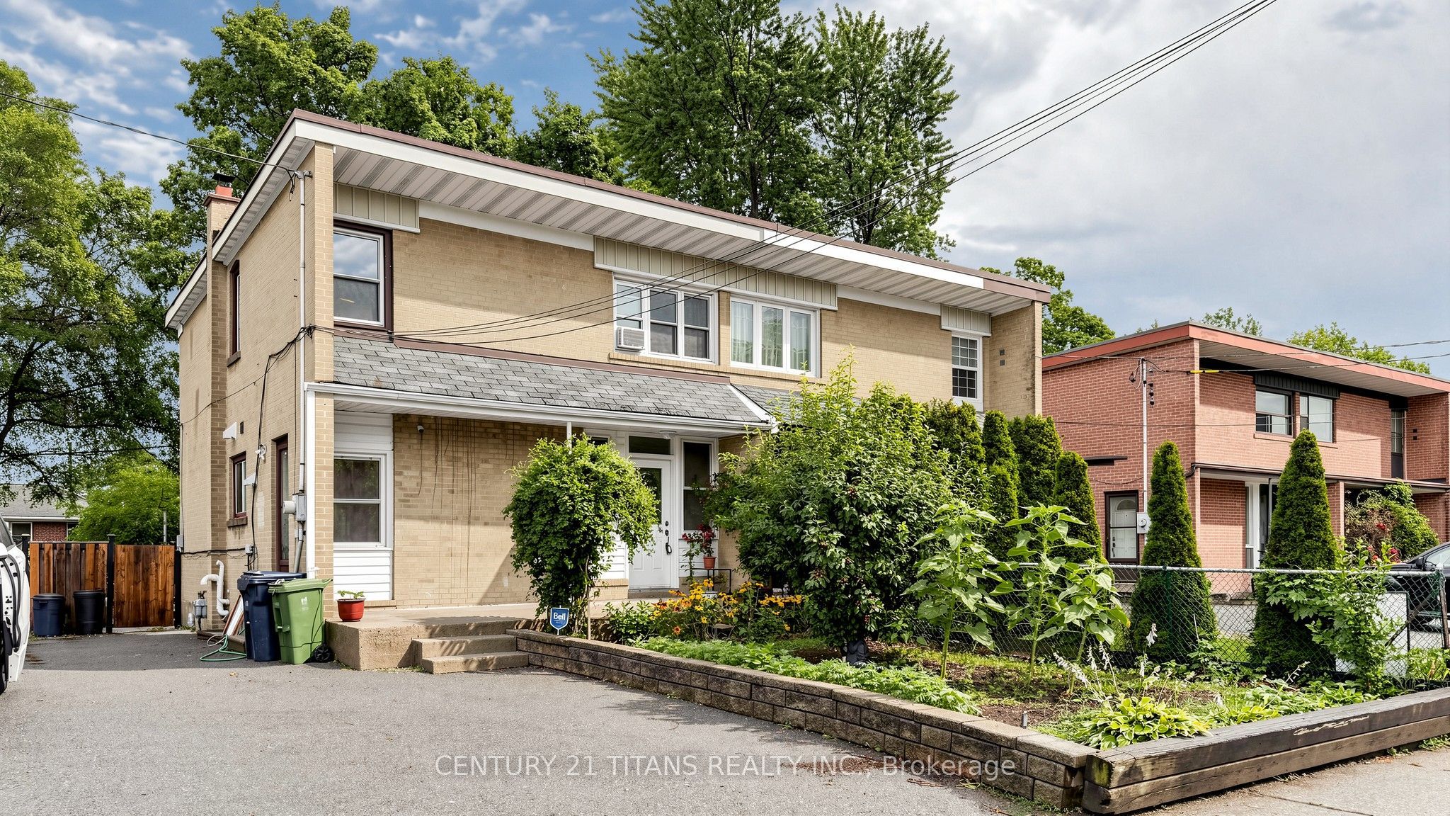 529A Birchmount Road, Toronto, ON M1K 1P1 photo 2