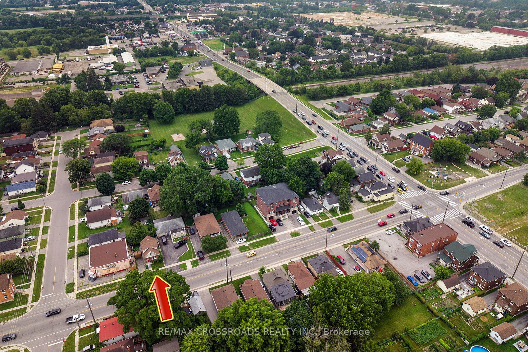 313 Olive Avenue, Oshawa, ON L1H 2P5 photo 2
