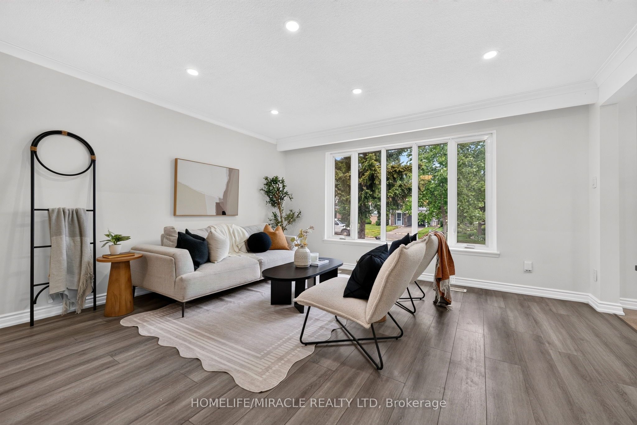 14 Marlena Drive, Toronto, ON M1E 2Z1 photo 3