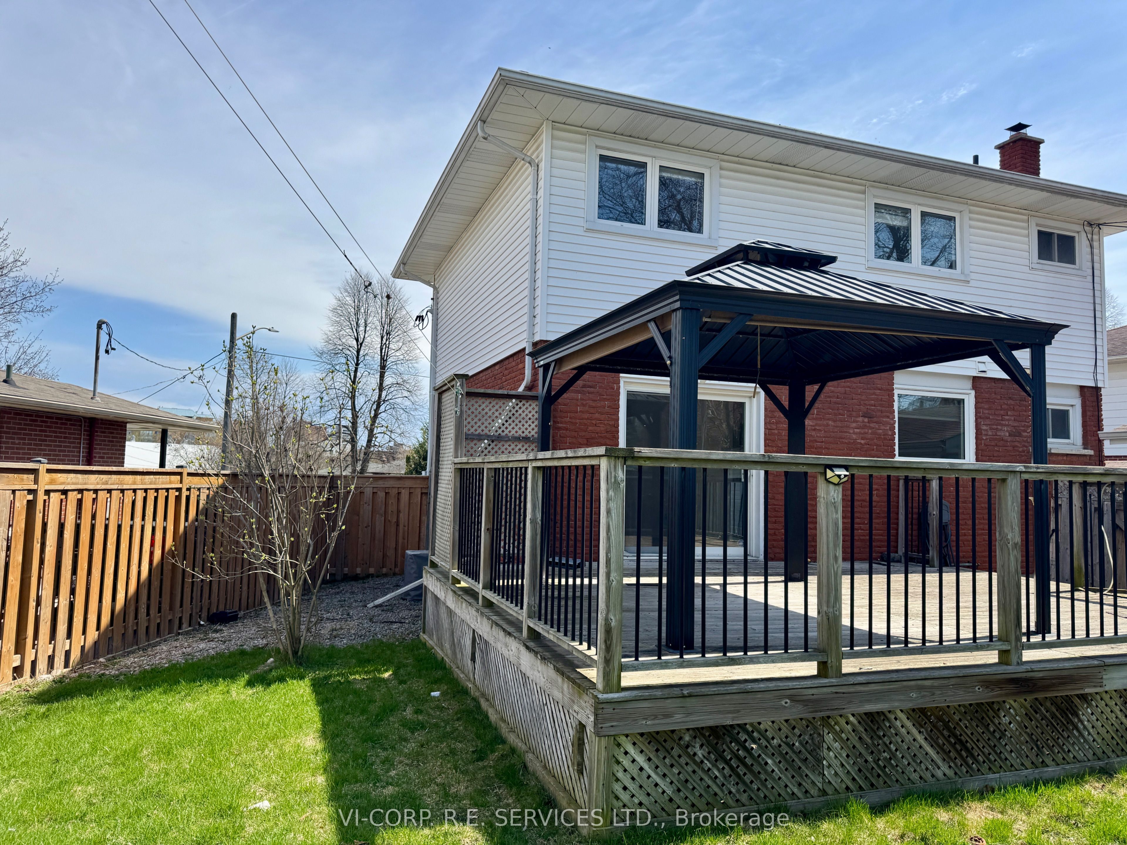156 Gladstone Avenue, Oshawa, ON L1J 4E7 photo 4