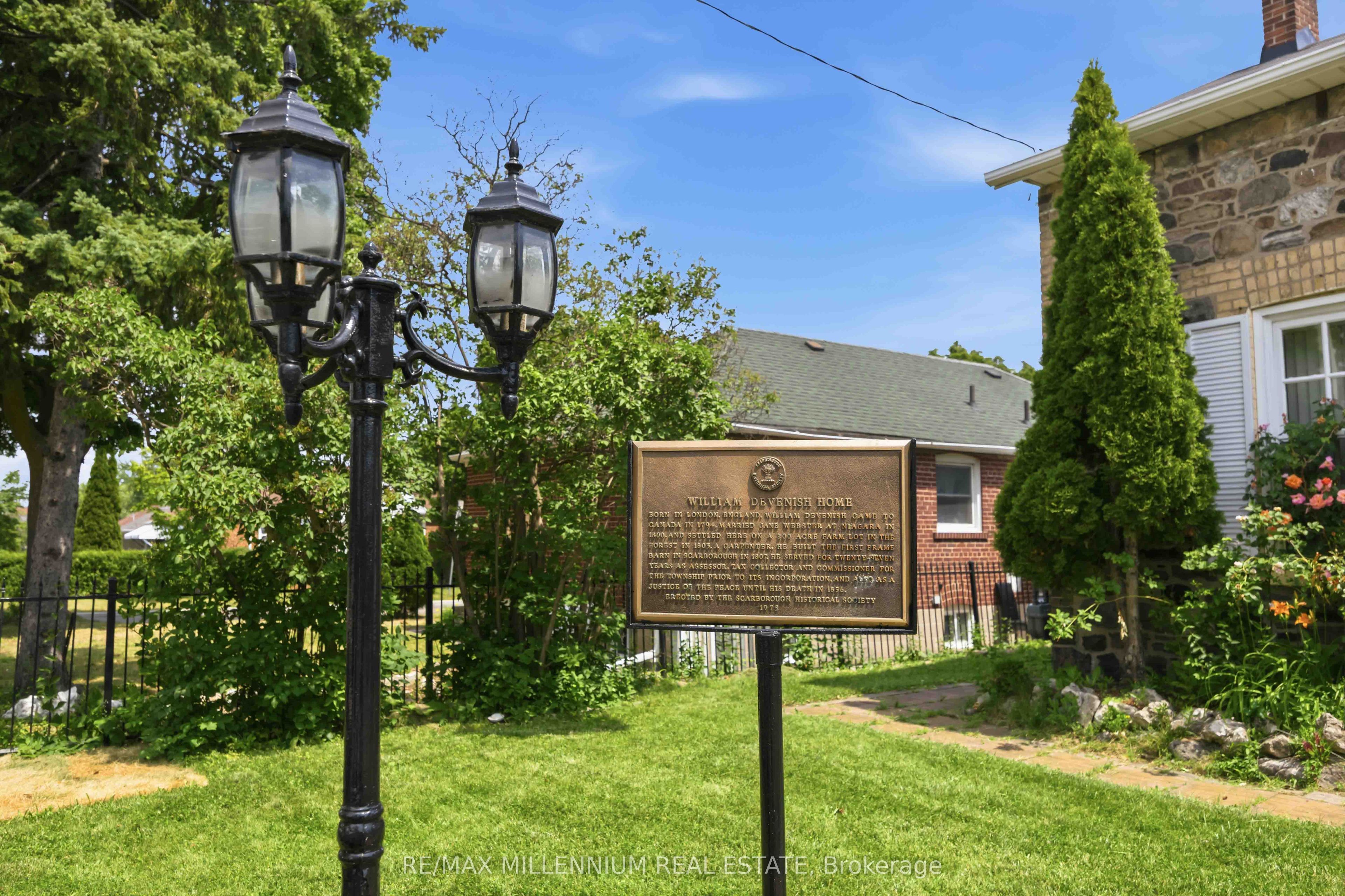 1355 Victoria Park Avenue, Toronto, ON M4B 2L5 photo 5