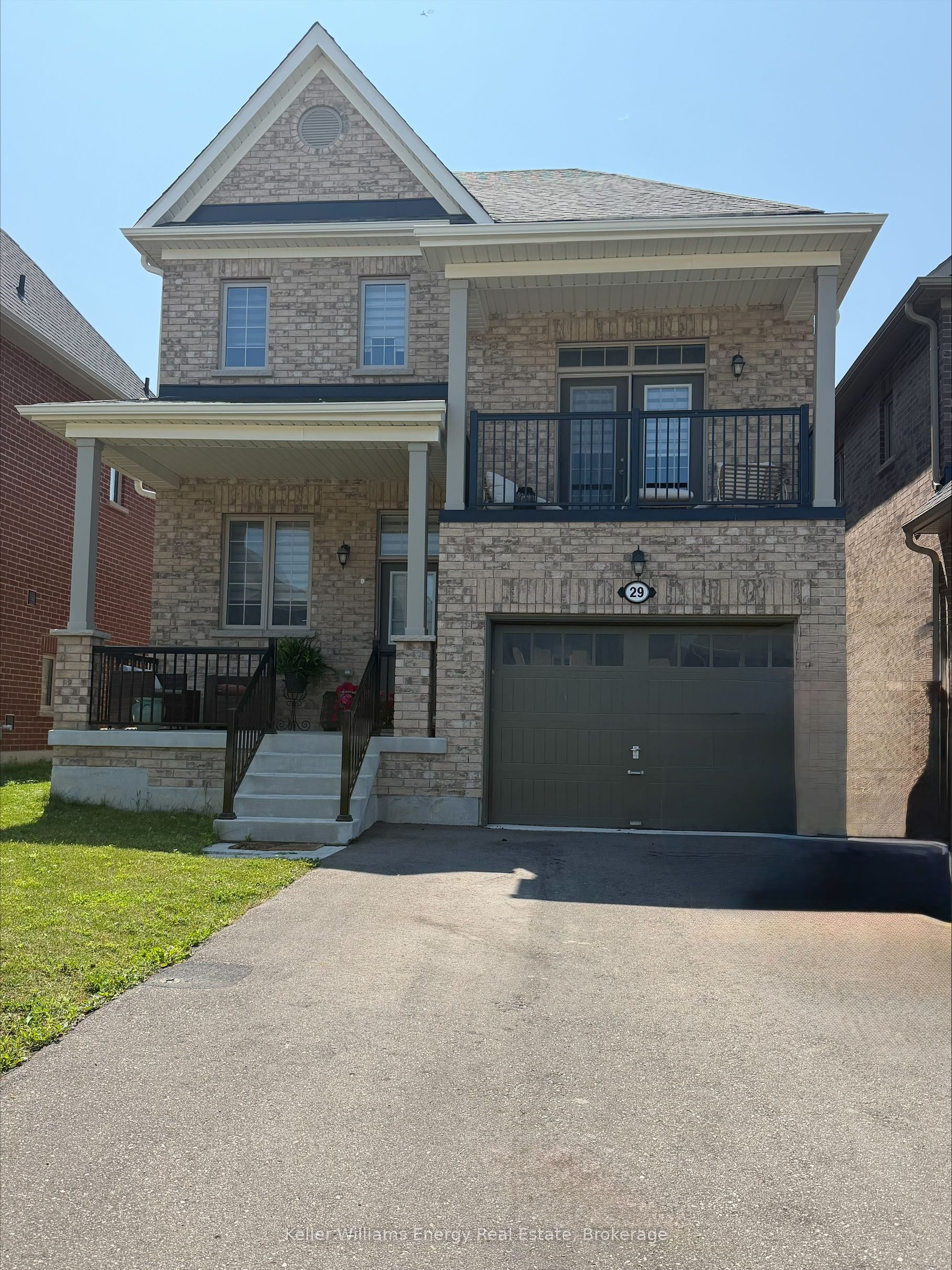 29 Jack Potts Way, Clarington, ON L1C 0E8