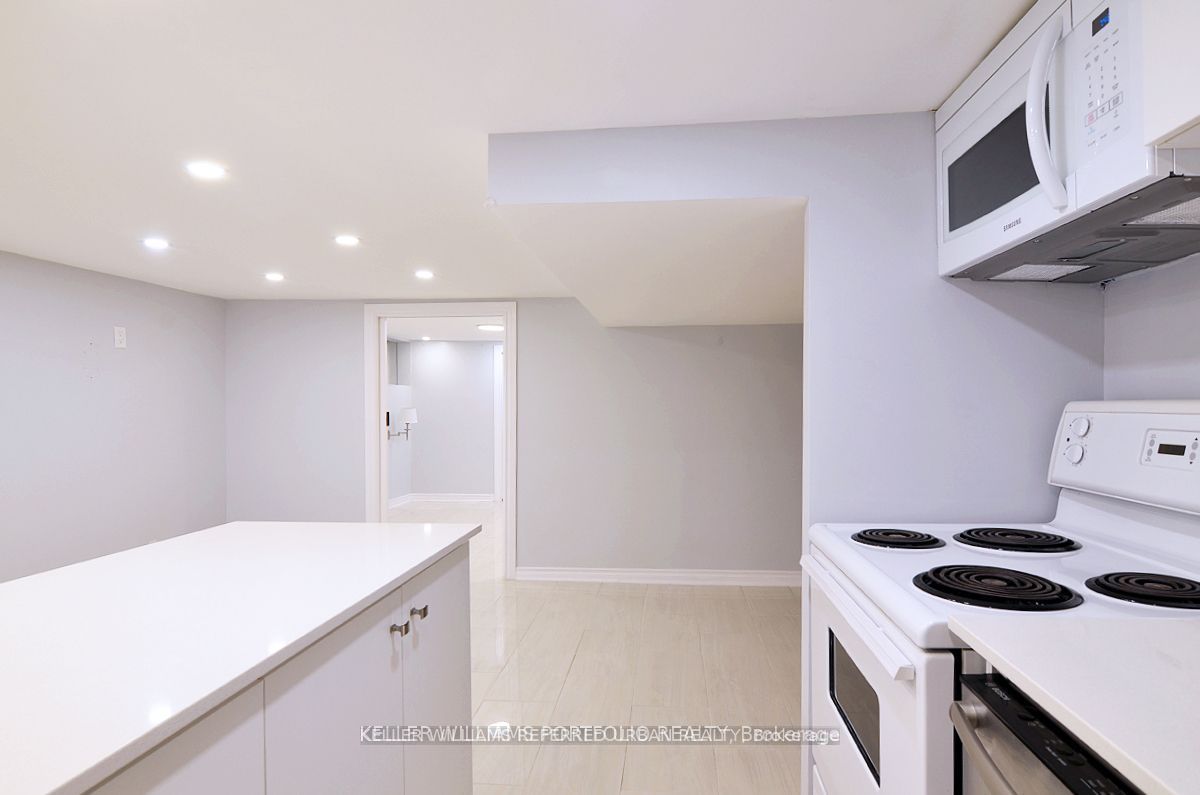 431 Kingston Road Lower, Toronto, ON M4L 1V2 photo 5