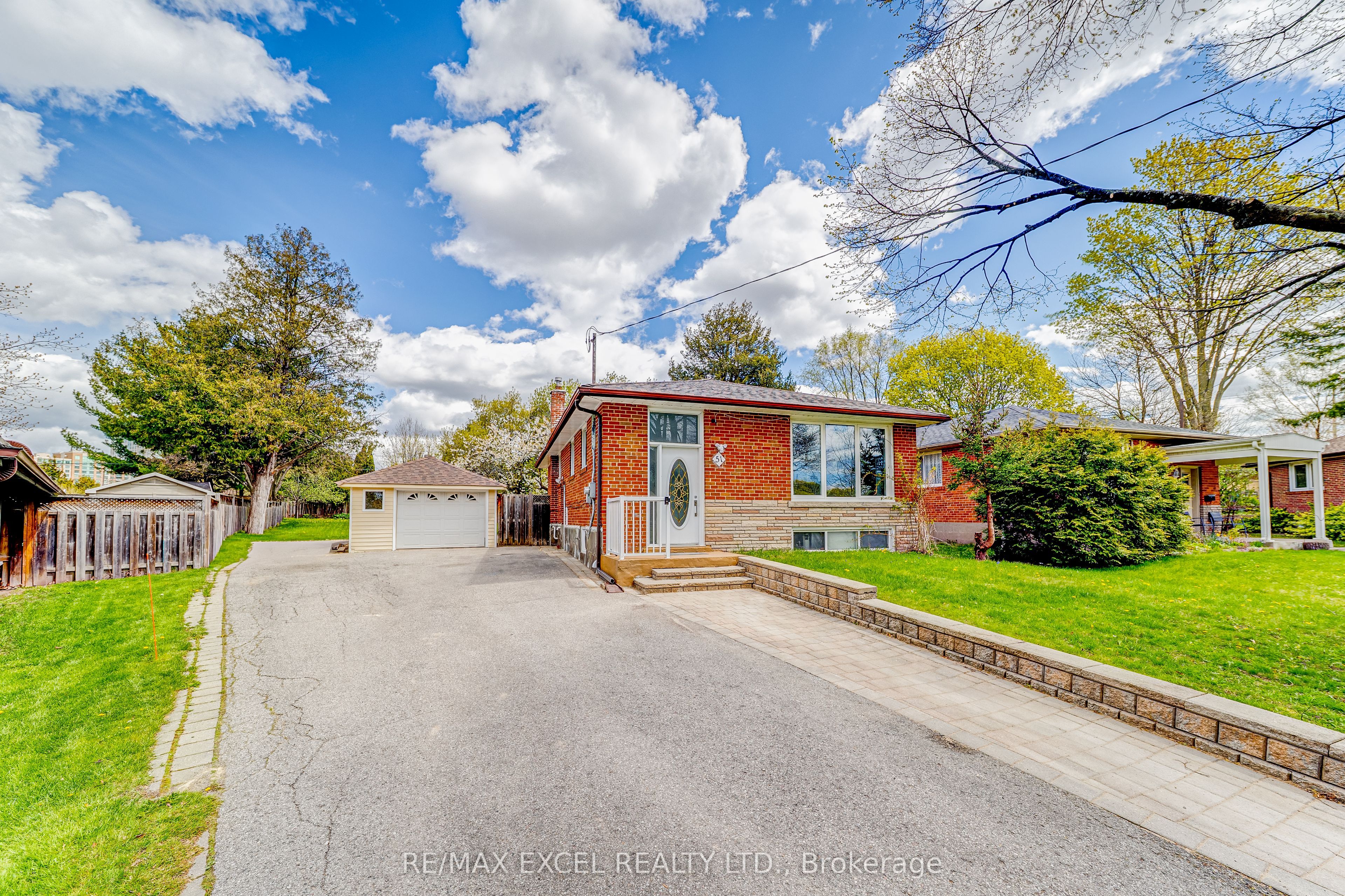 51 Tordale Crescent, Toronto, ON M1P 3X6 photo 5