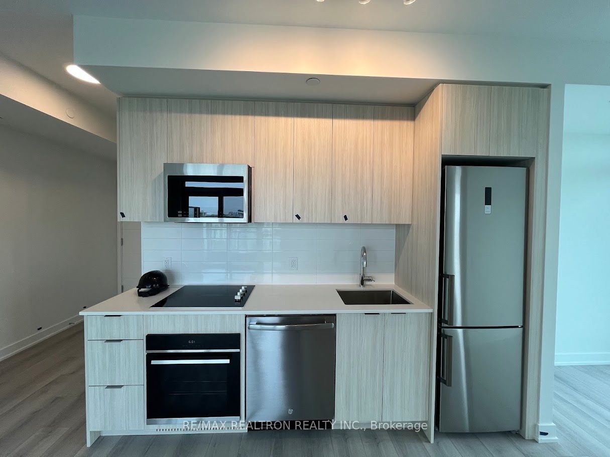 20 Deans Drive 610, Toronto, ON M1L 0J7