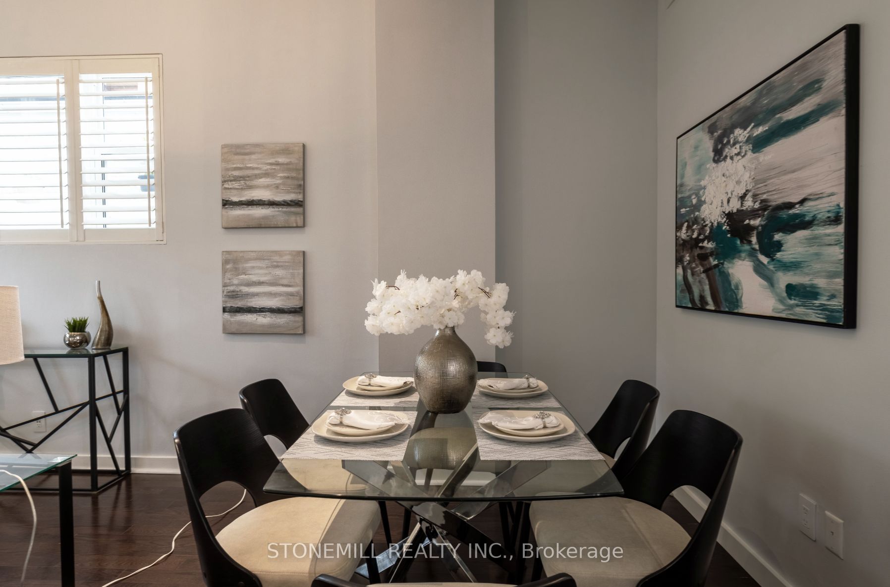 99 Coleman Avenue 105, Toronto, ON M4C 1P8 photo 4