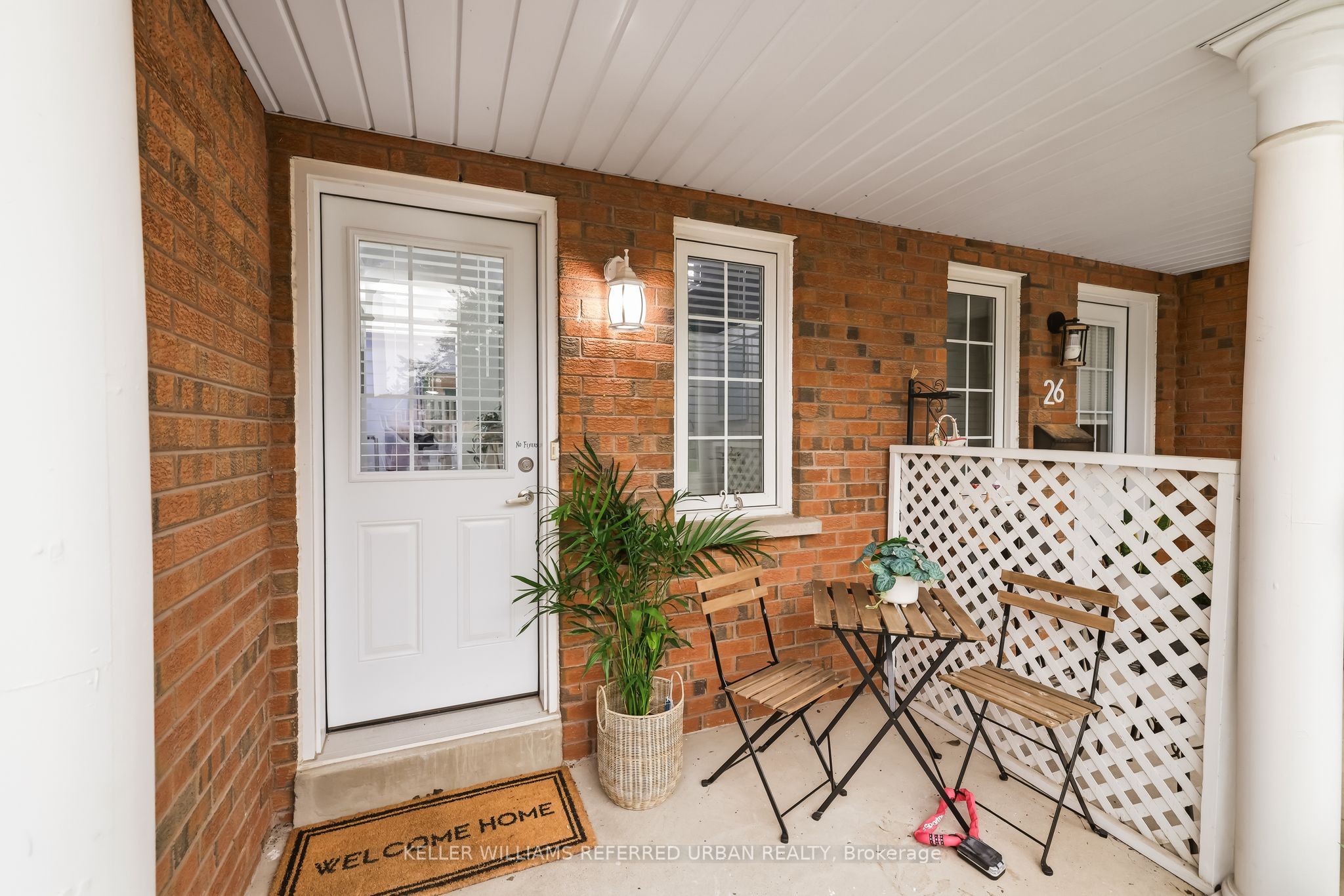 10 Bassett Boulevard 25, Whitby, ON L1N 9C3 photo 5