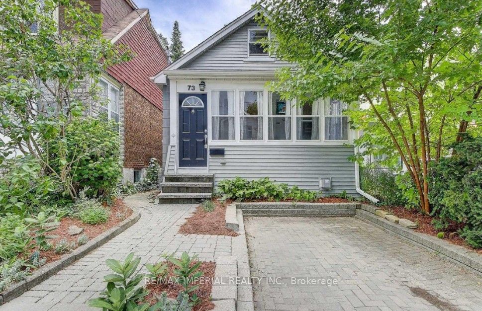 73 Barker Avenue, Toronto, ON M4C 2N7 photo 2