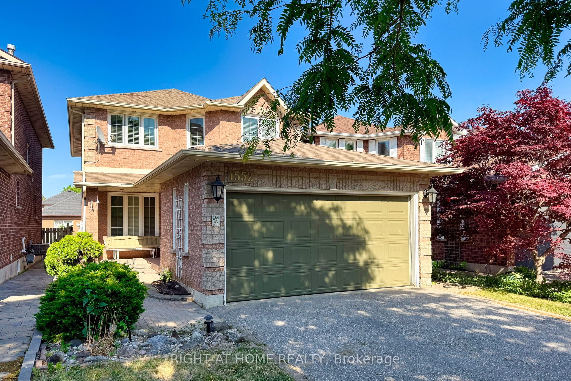 1552 Otonabee Drive, Pickering, ON L1V 6T6 photo 2
