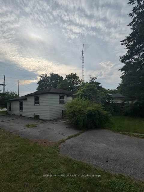 869 Townline Road N, Clarington, ON L1E 2J3 photo 2