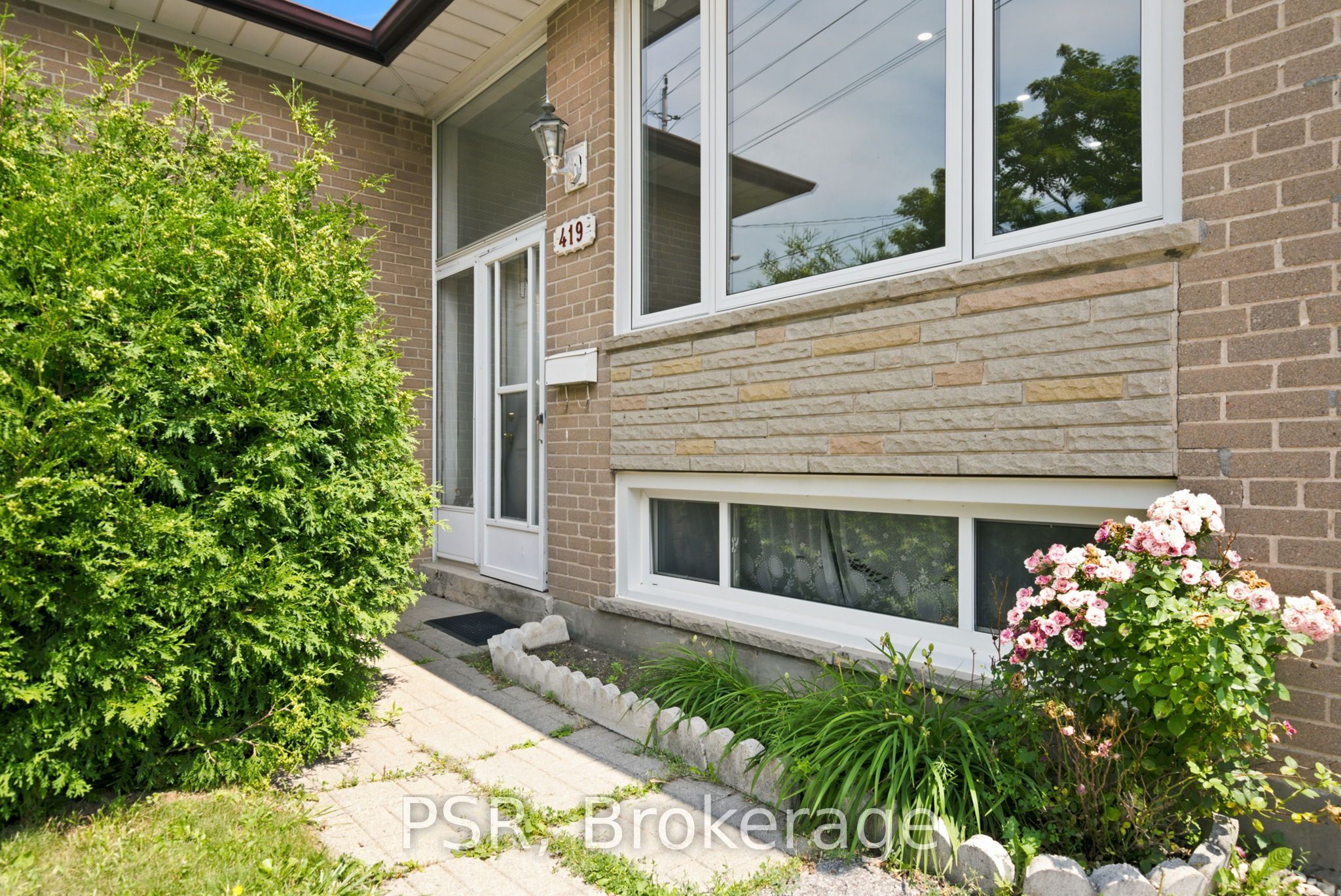 419 Painted Post Drive, Toronto, ON M1G 2M7 photo 3