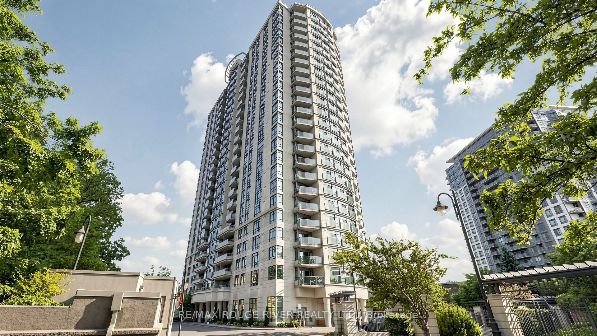 238 Bonis Avenue 523, Toronto, ON M1T 3W7